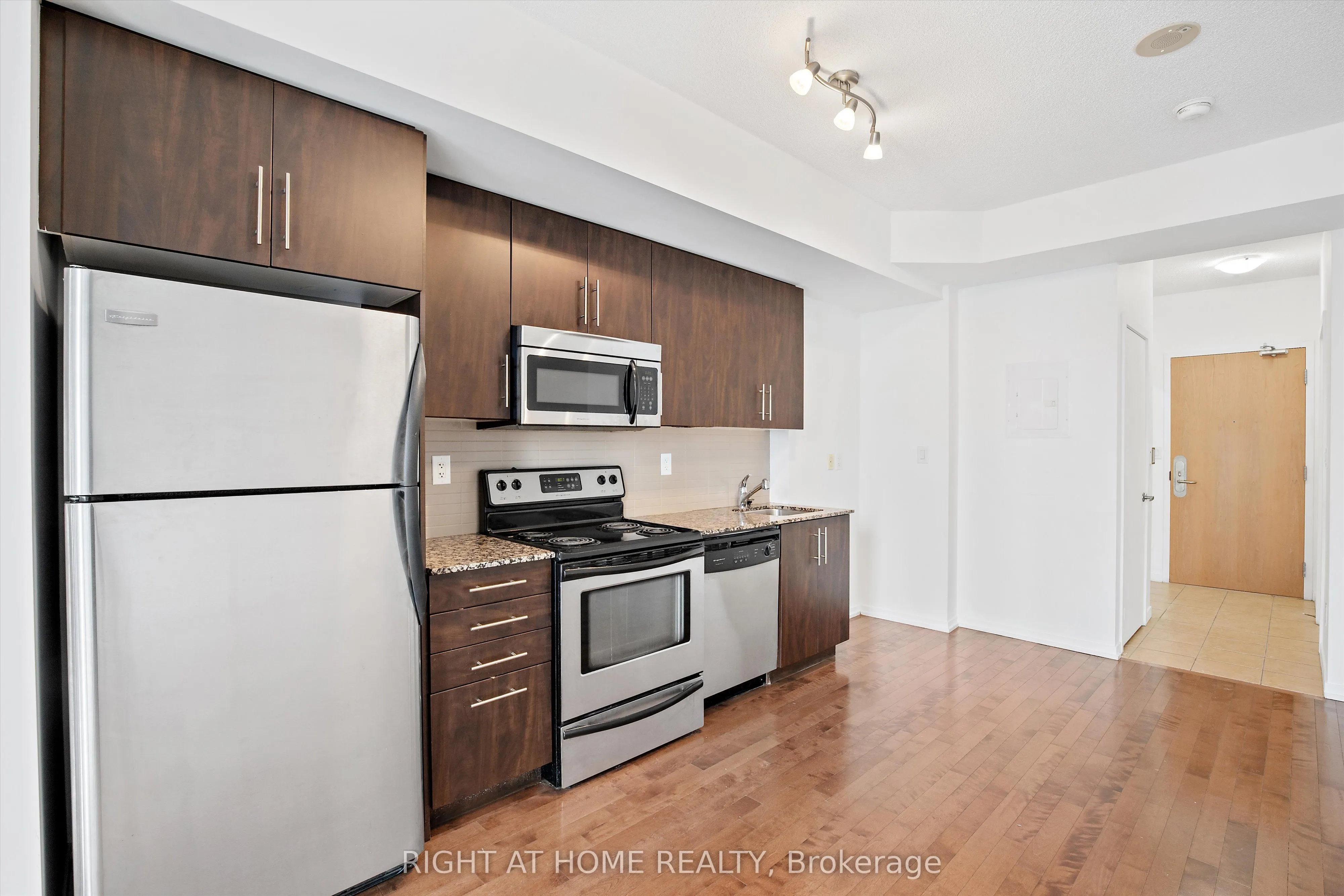 65 Bremner Boulevard, #2403