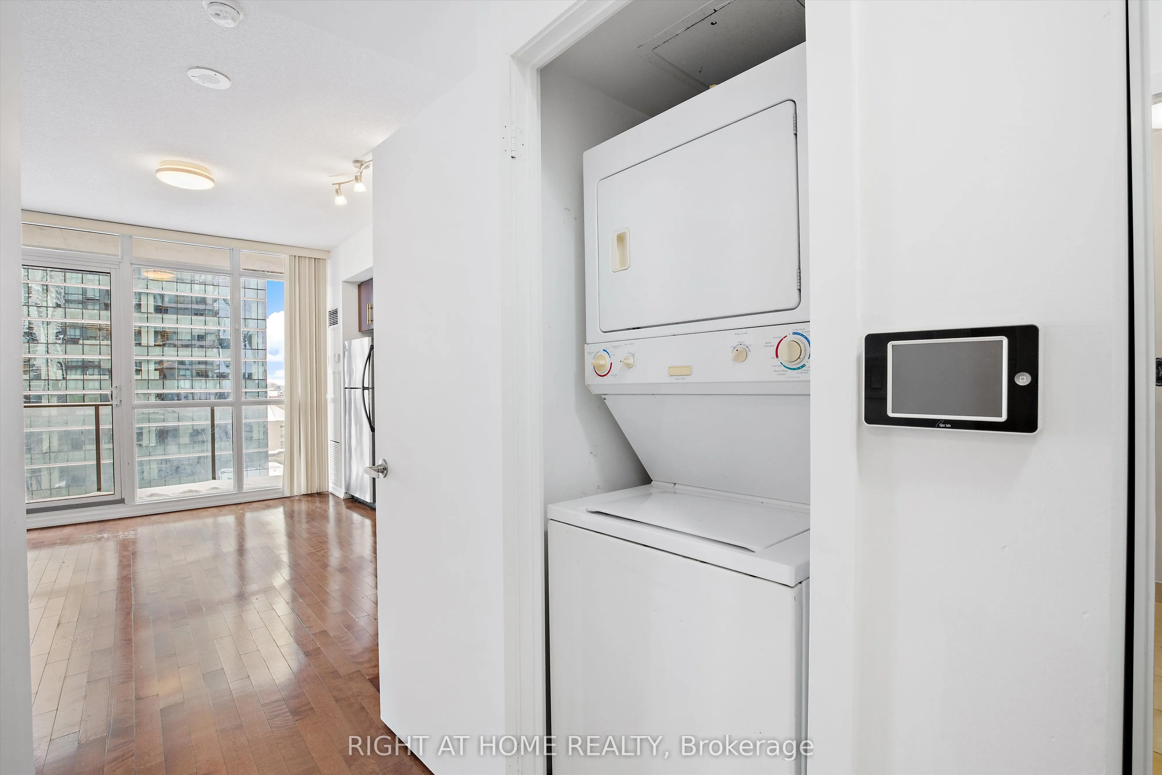 65 Bremner Boulevard, #2403