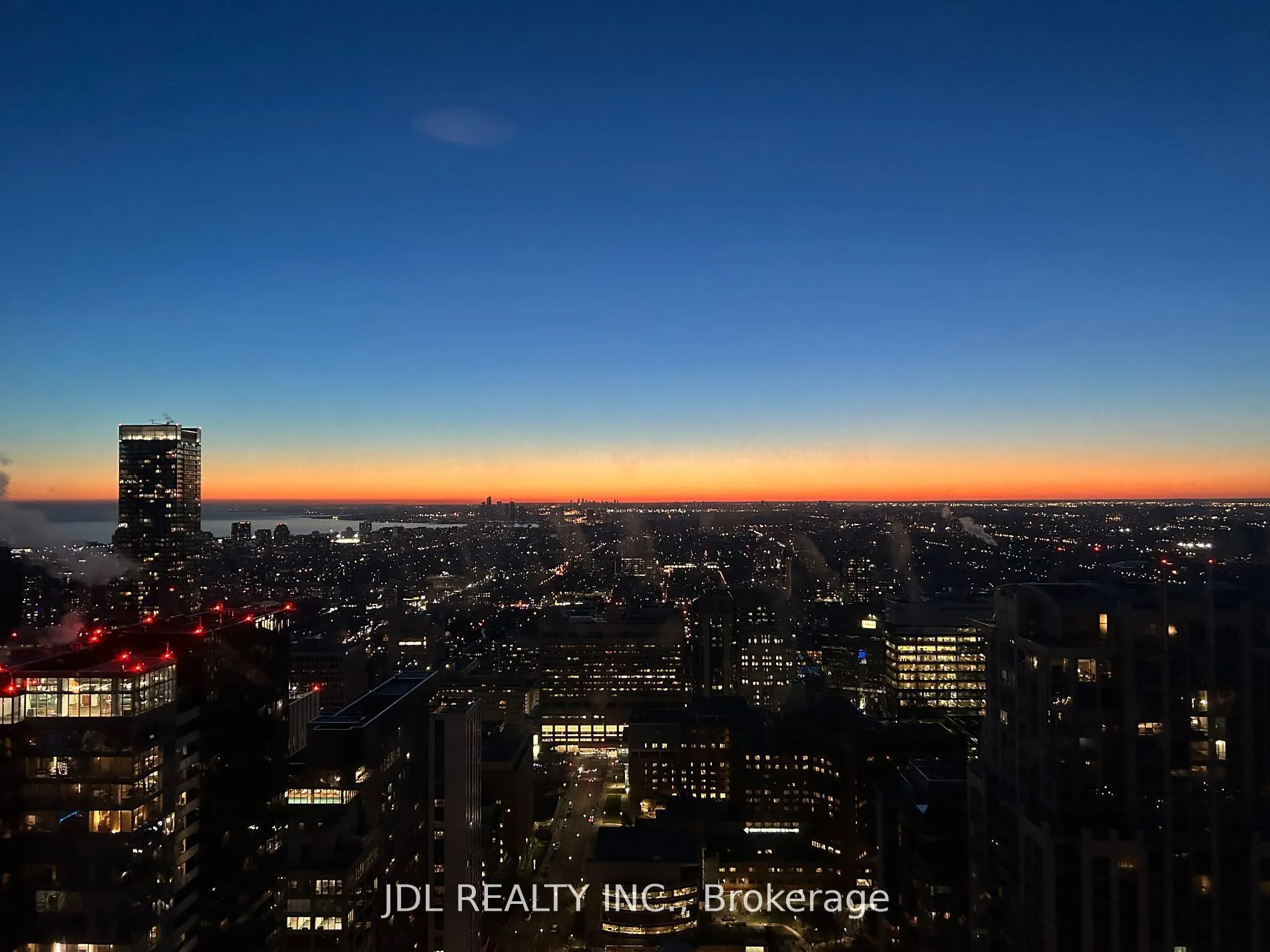 386 Yonge Street, #5012
