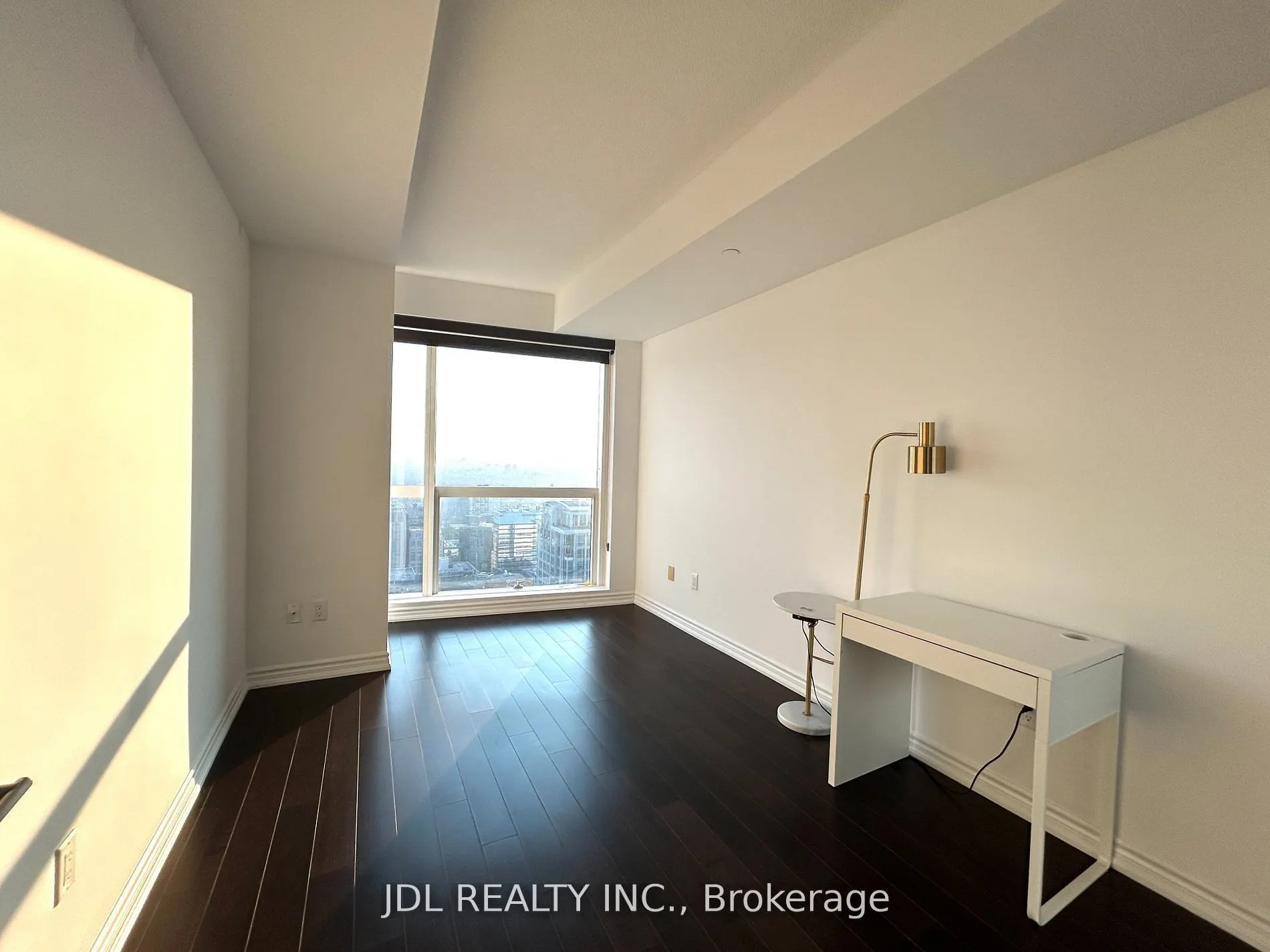 386 Yonge Street, #5012