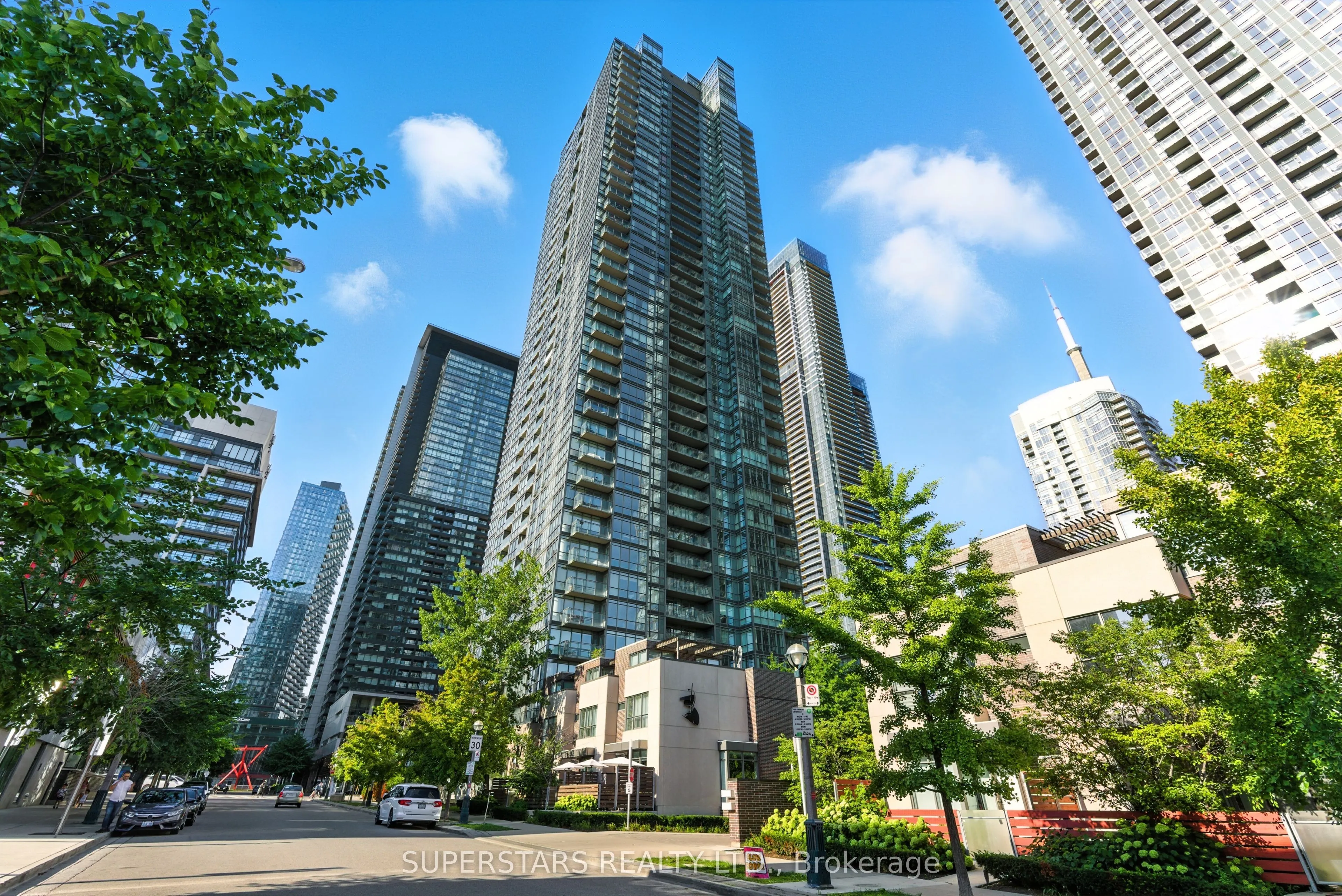 15 Fort York Boulevard, #1008