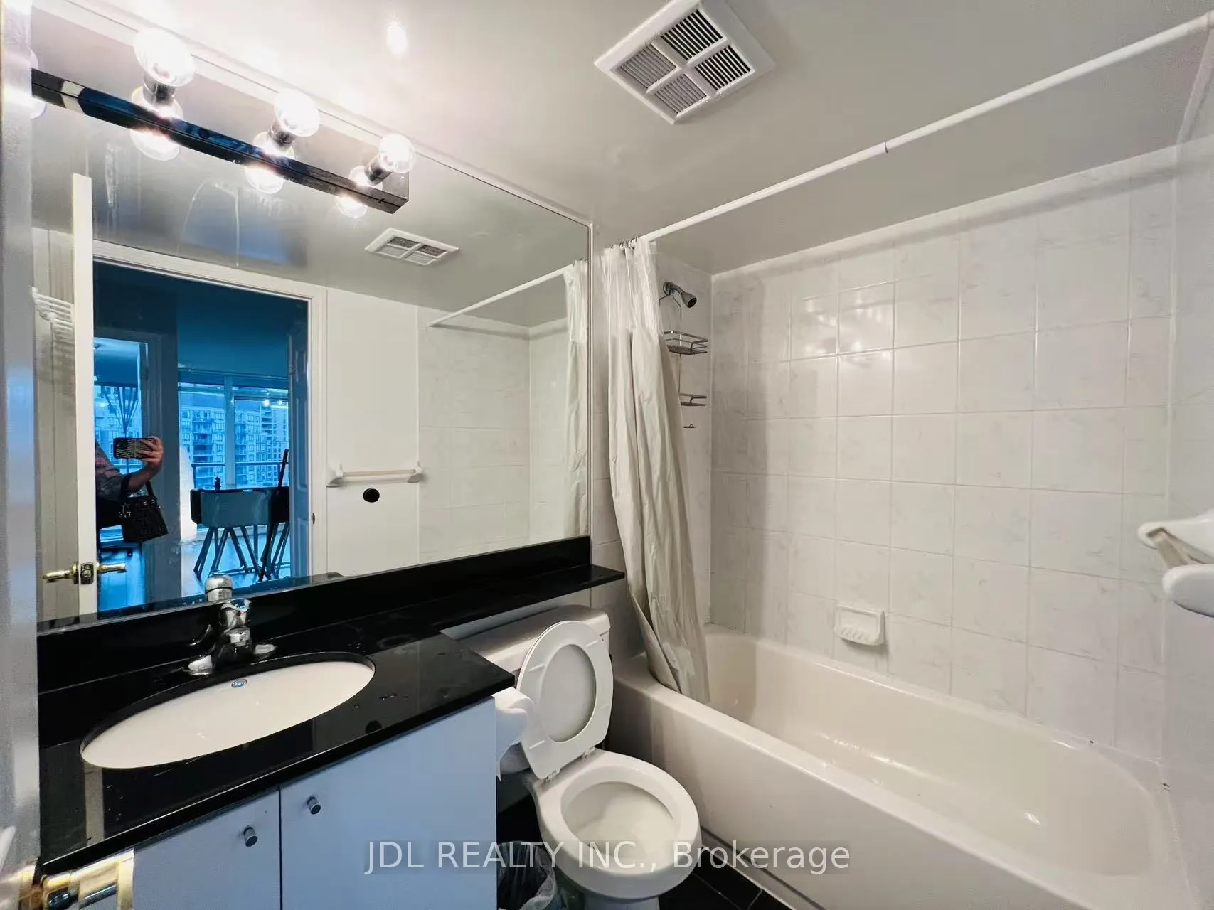 5500 Yonge Street, #1105