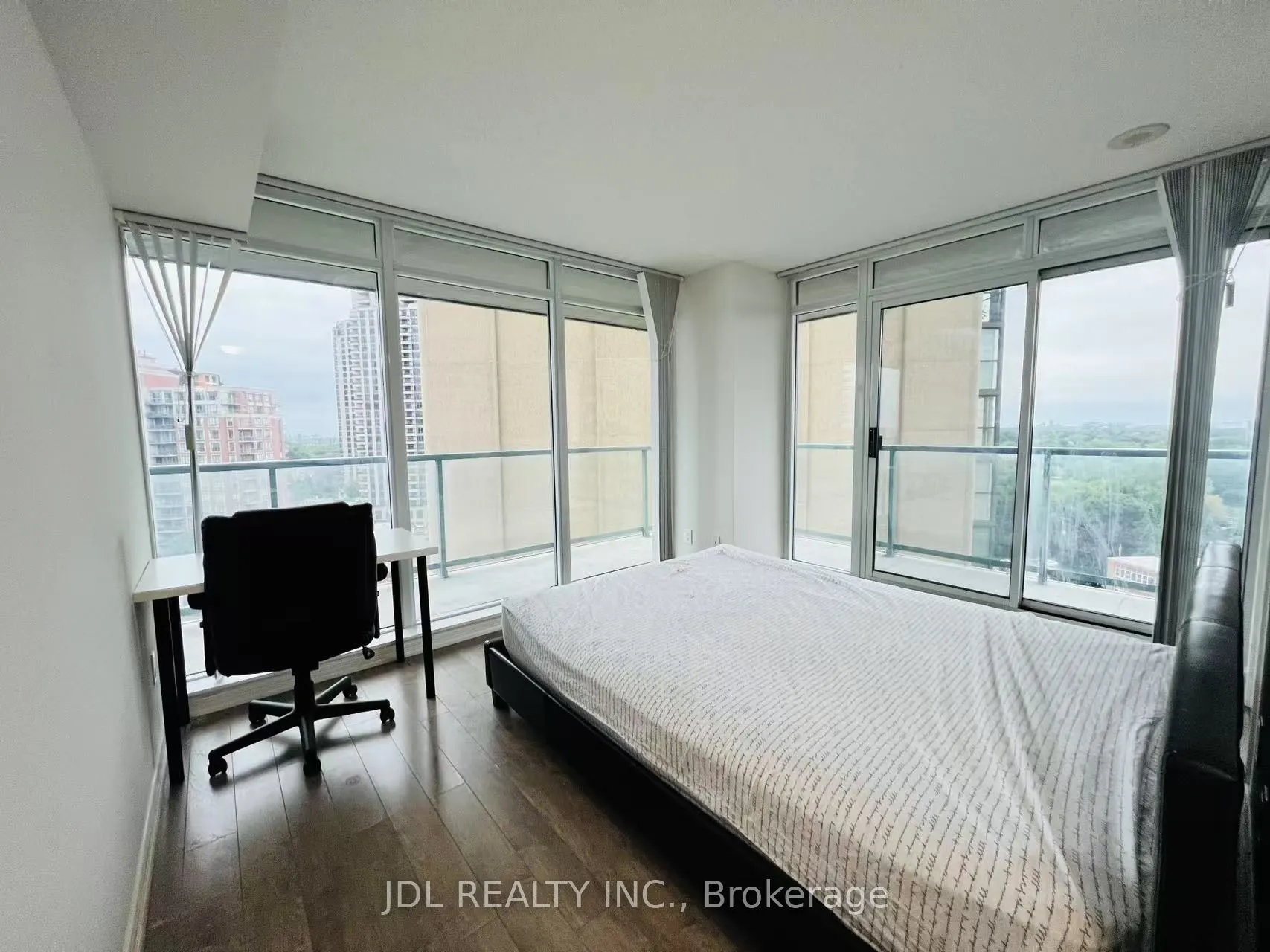 5500 Yonge Street, #1105
