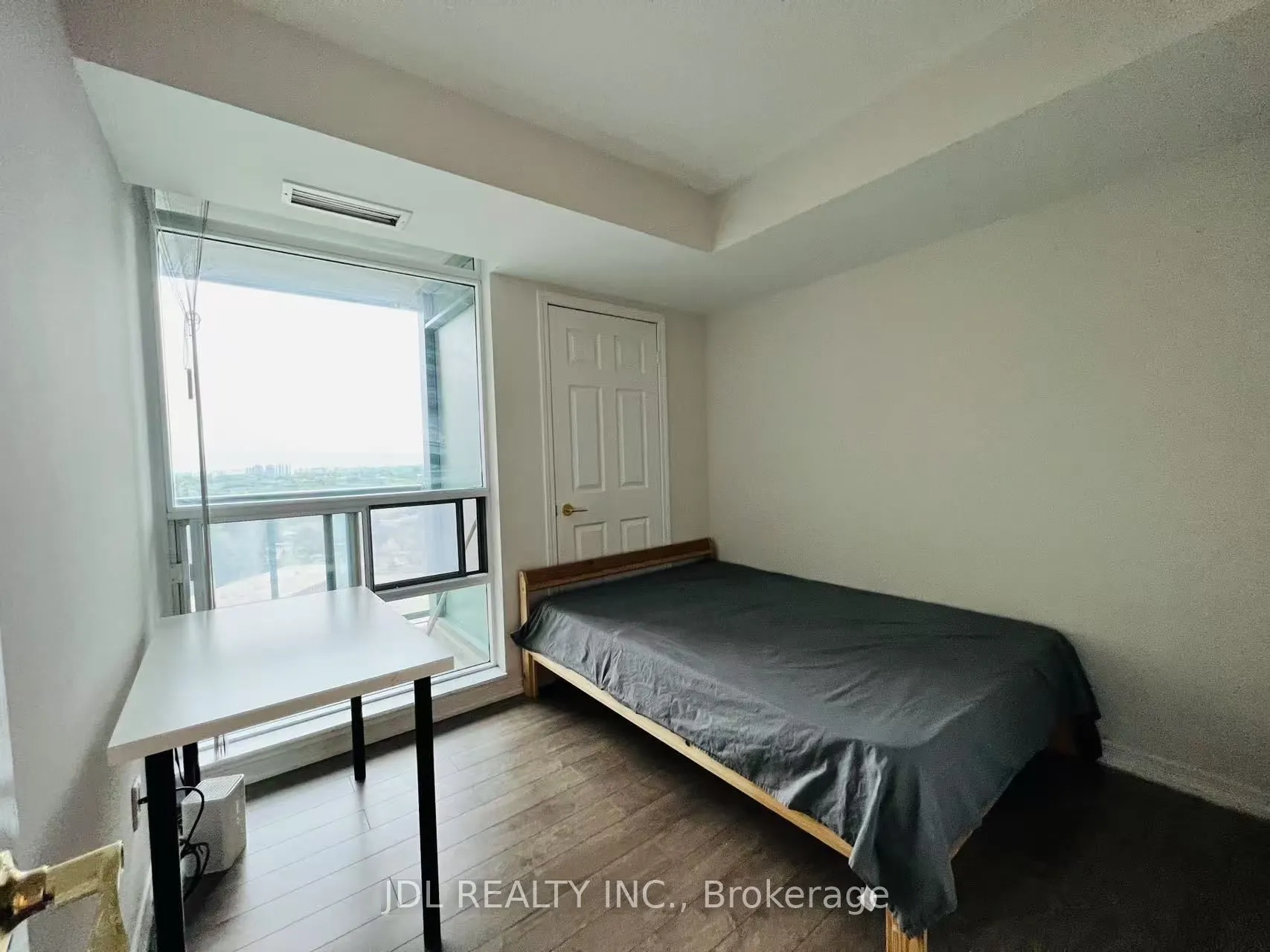 5500 Yonge Street, #1105
