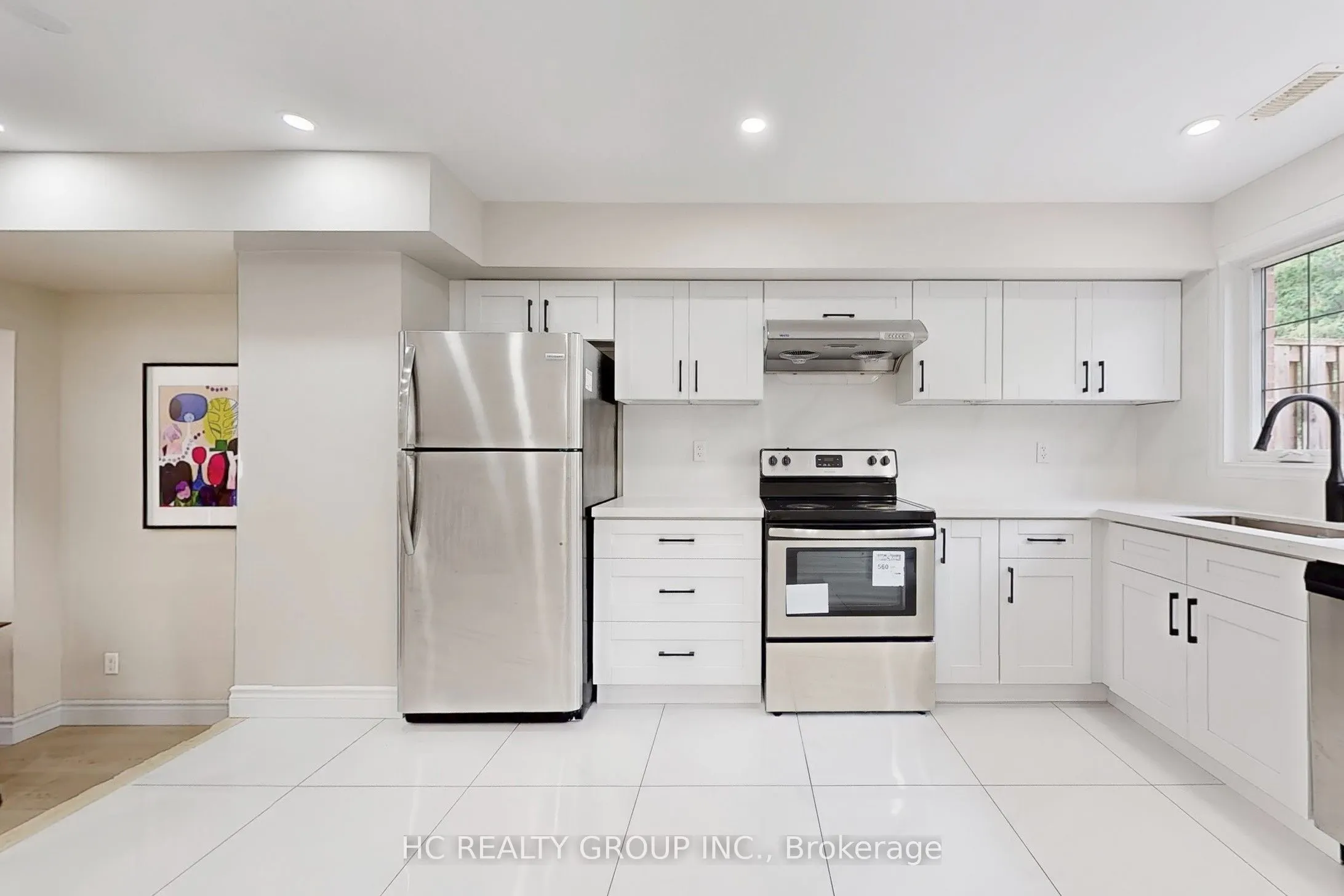 206B Finch Avenue W