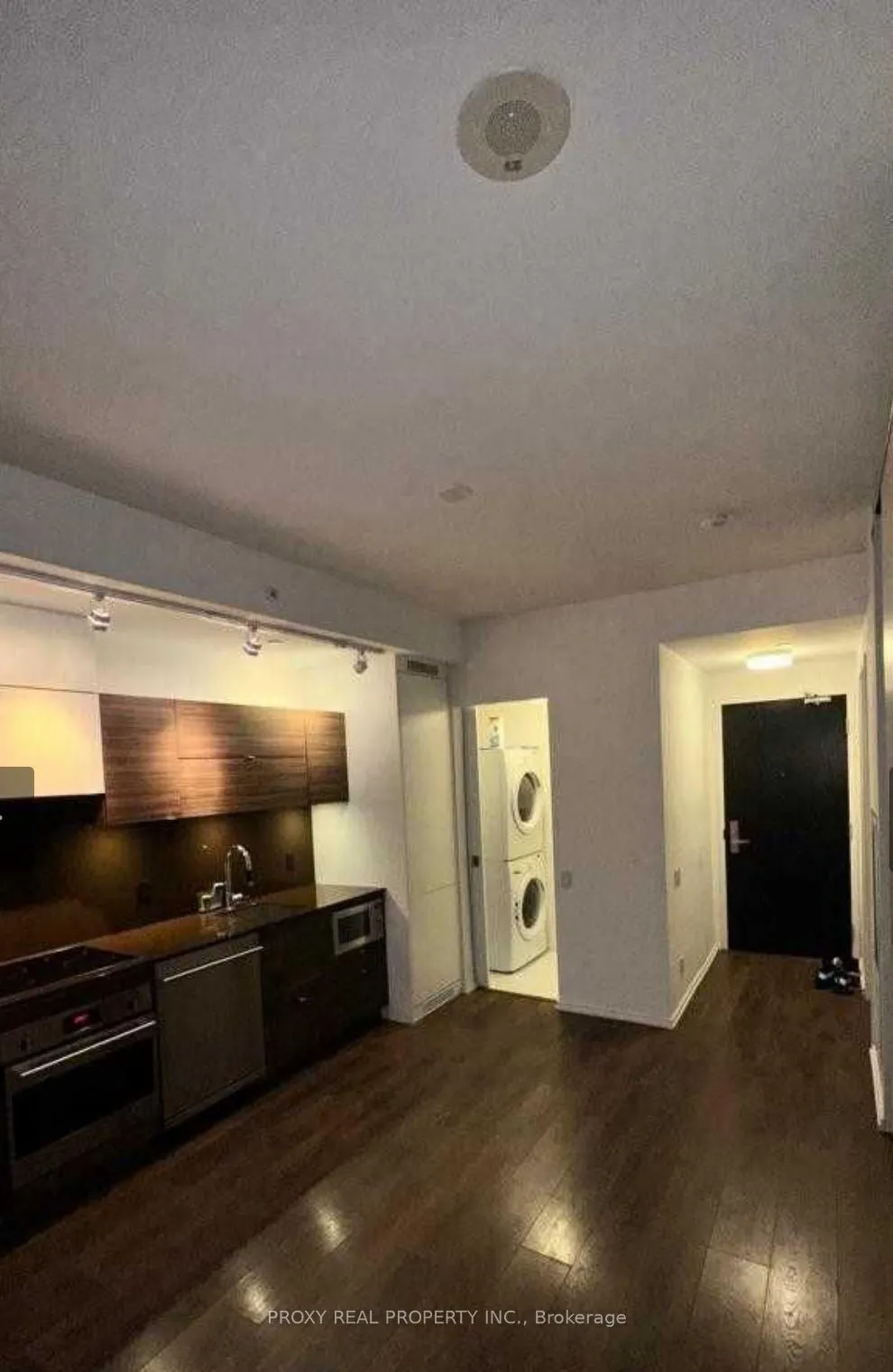 125 Peter Street, #2404