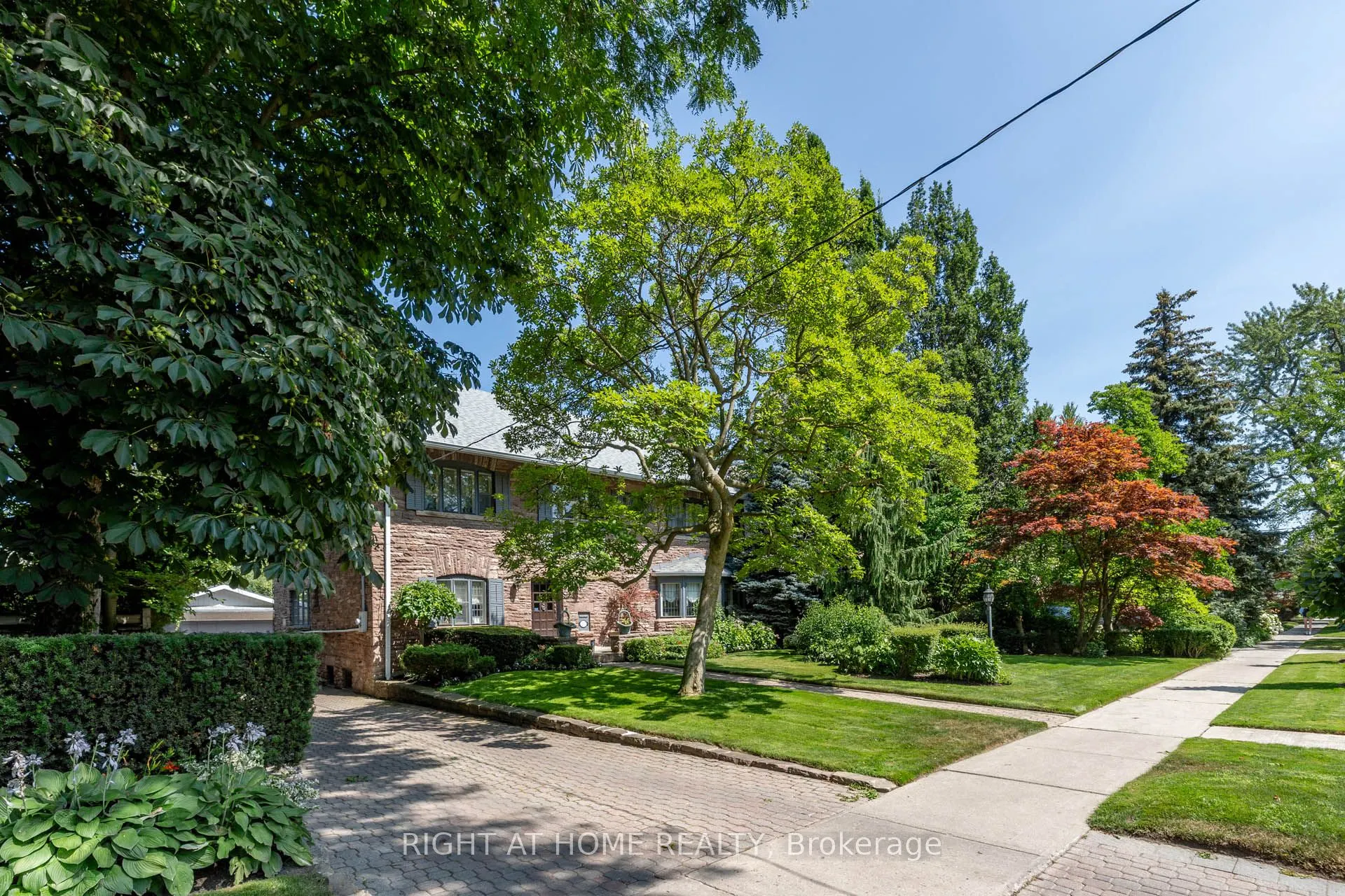 287 RUSSELL HILL Road