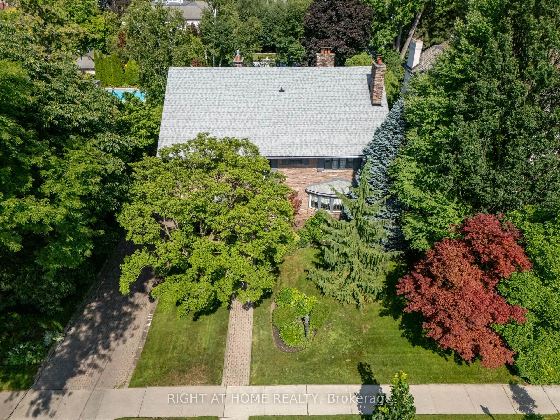 287 RUSSELL HILL Road