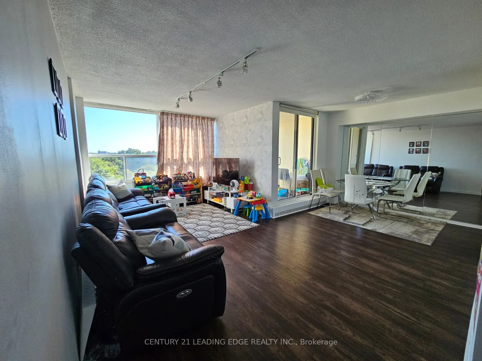 5 Vicora Linkway, #615