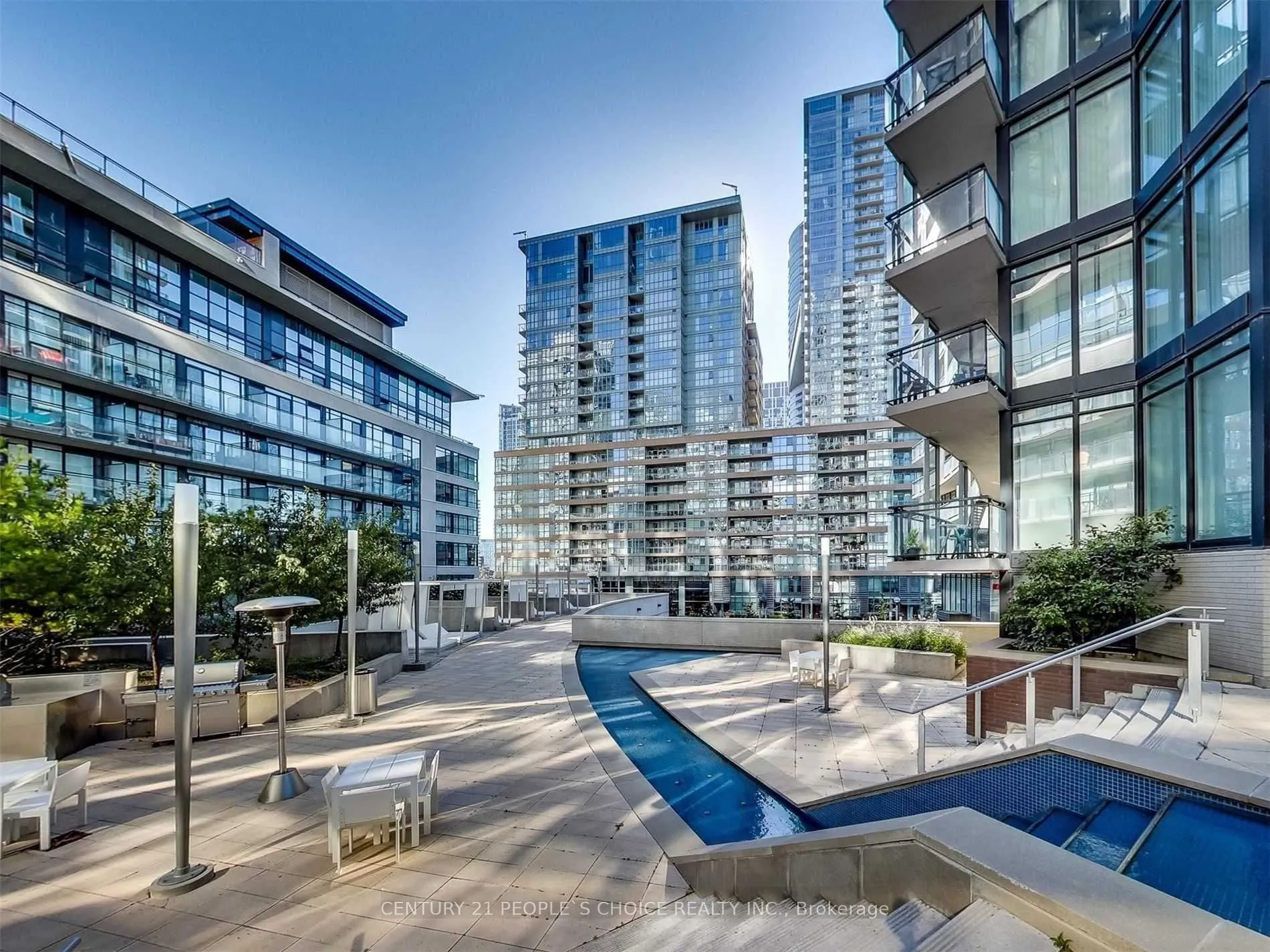 8 Telegram Mews, #235