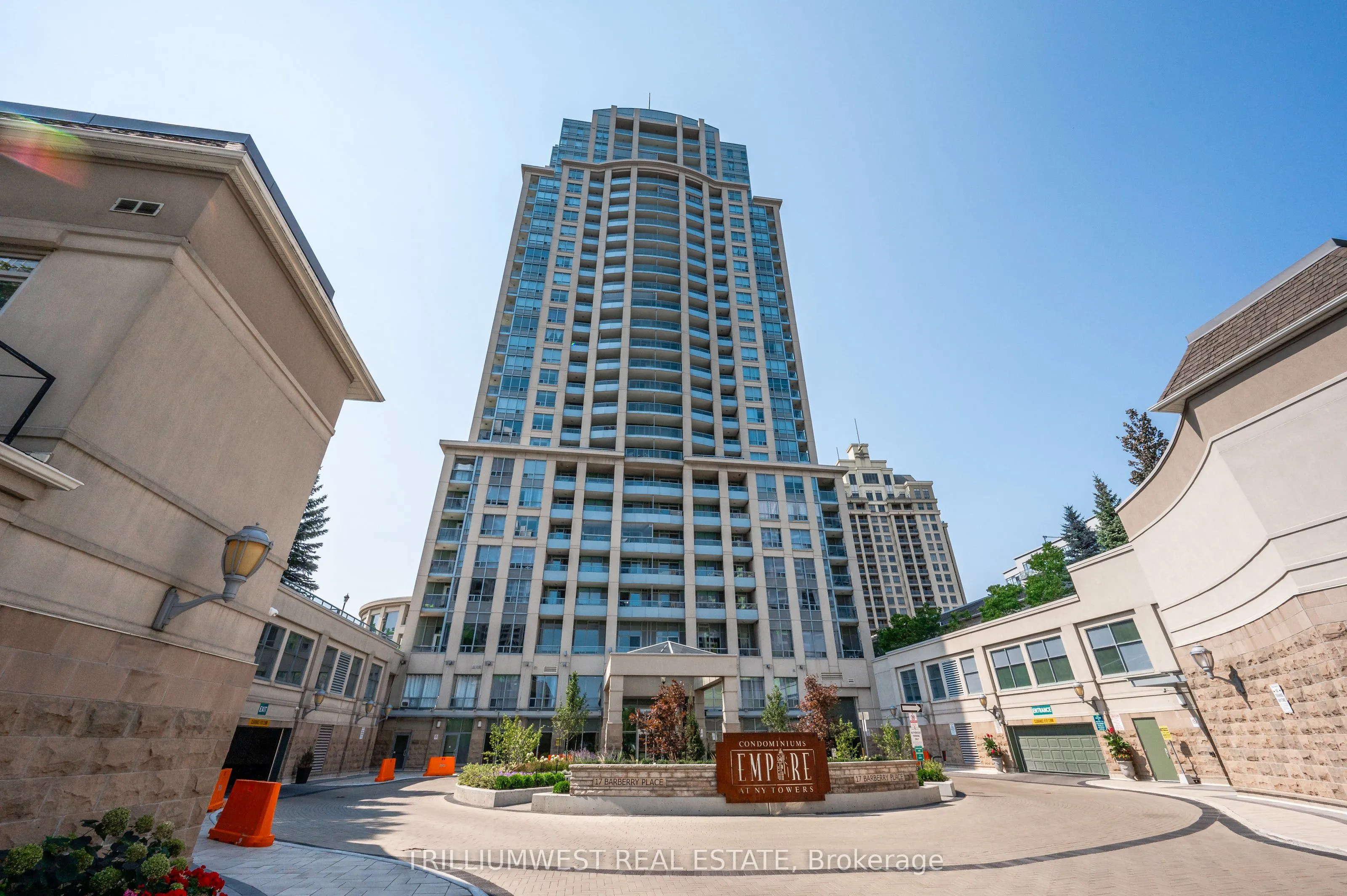 17 Barberry Place, #2111