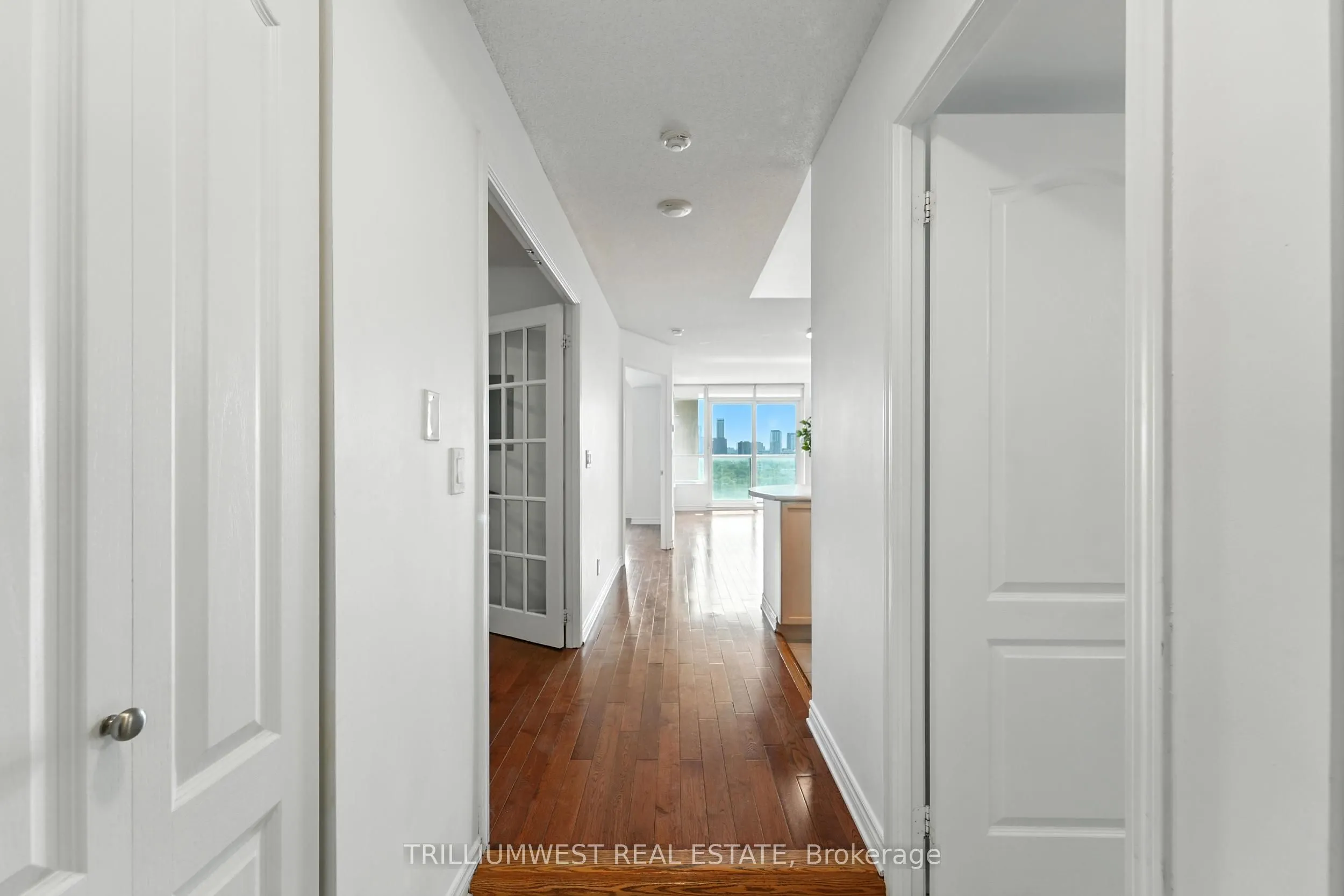 17 Barberry Place, #2111