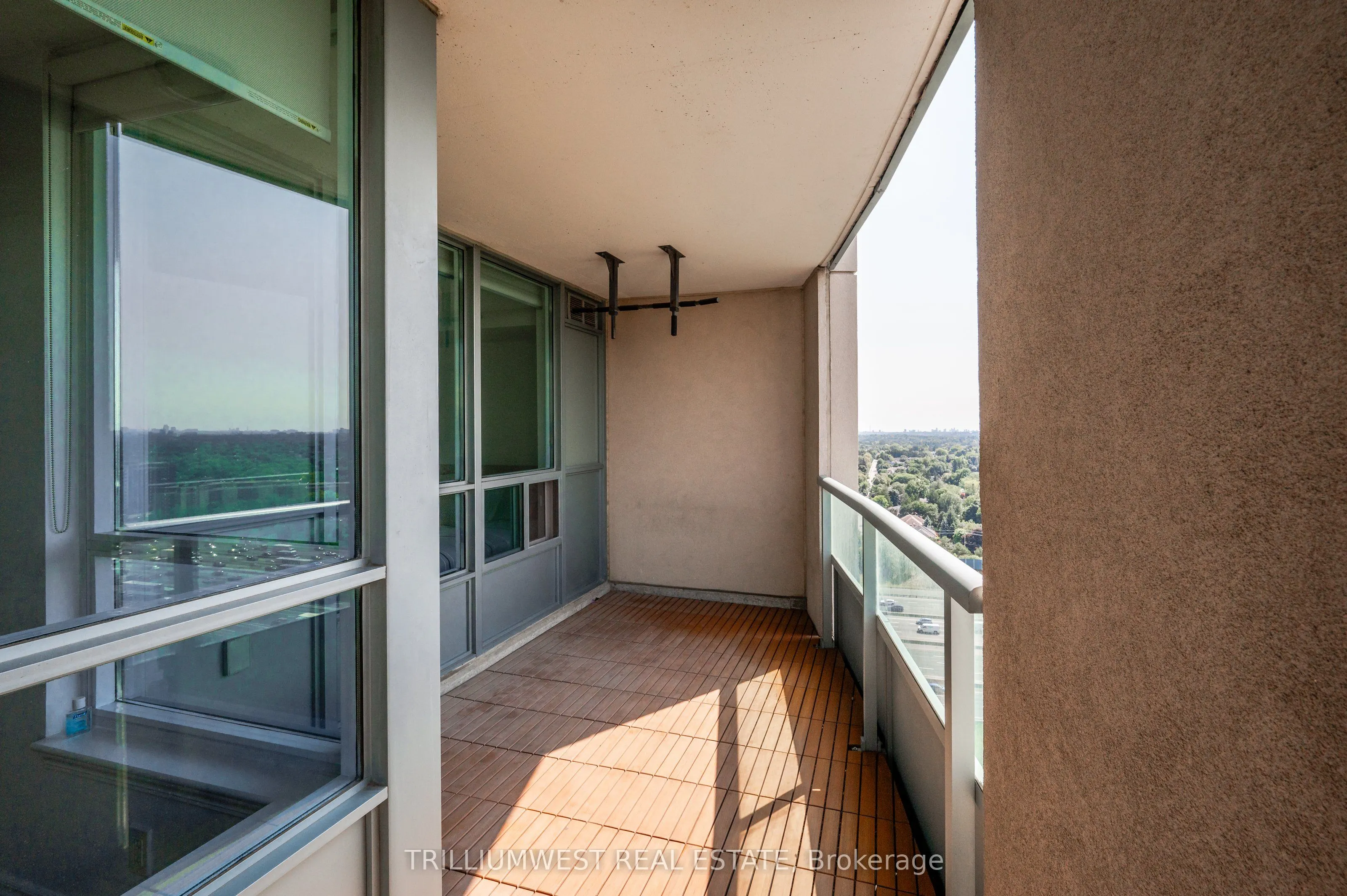 17 Barberry Place, #2111