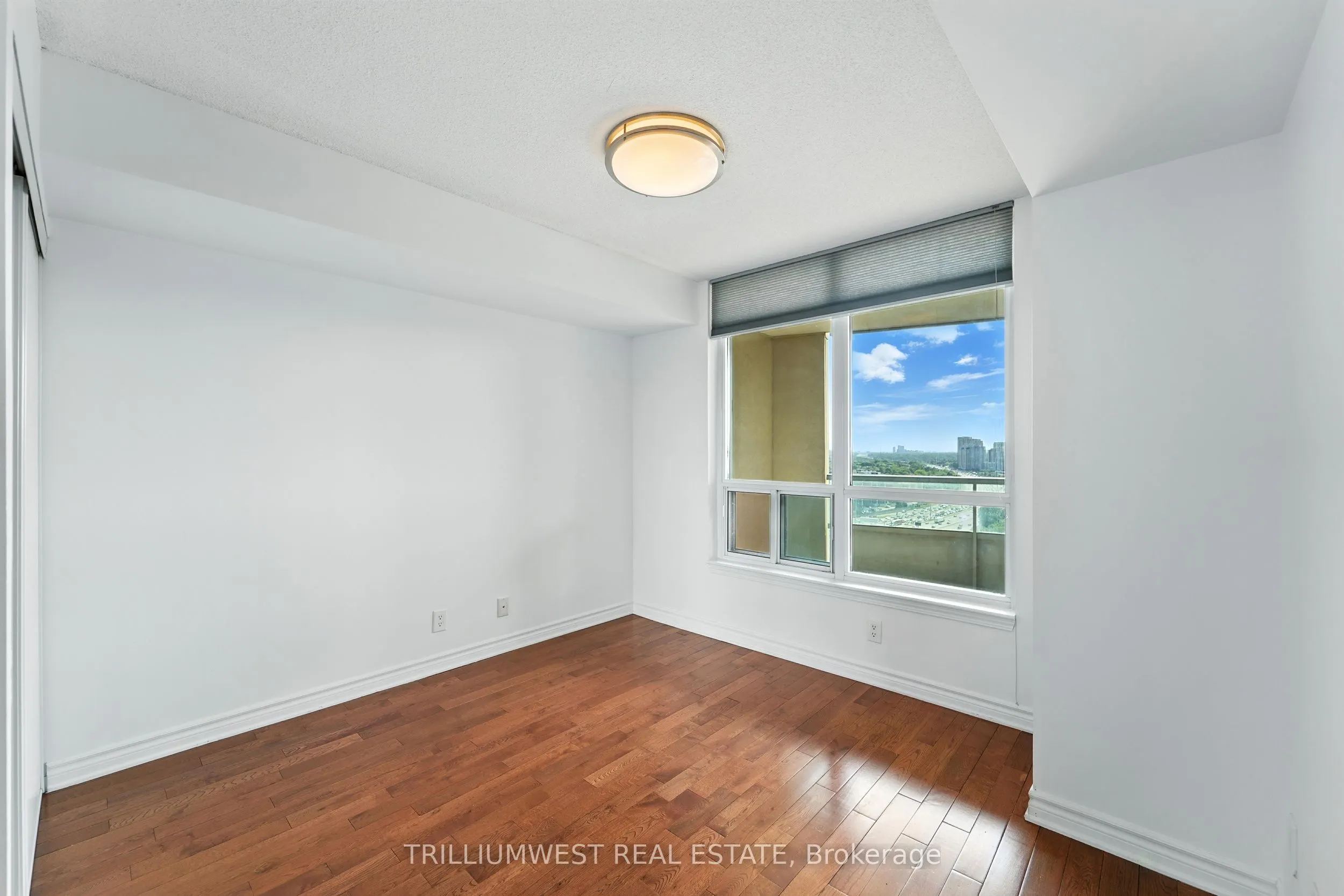 17 Barberry Place, #2111
