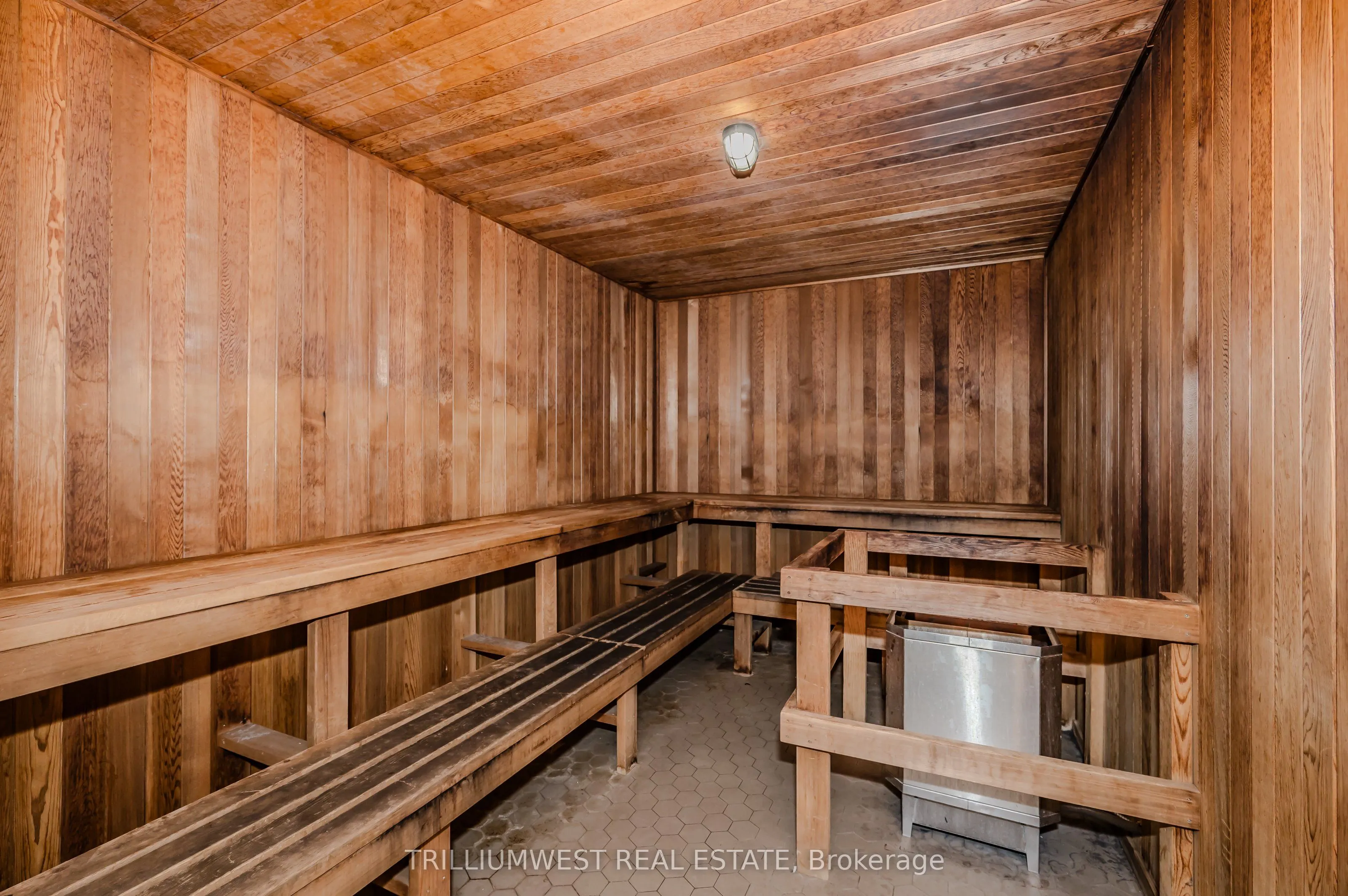 17 Barberry Place, #2111