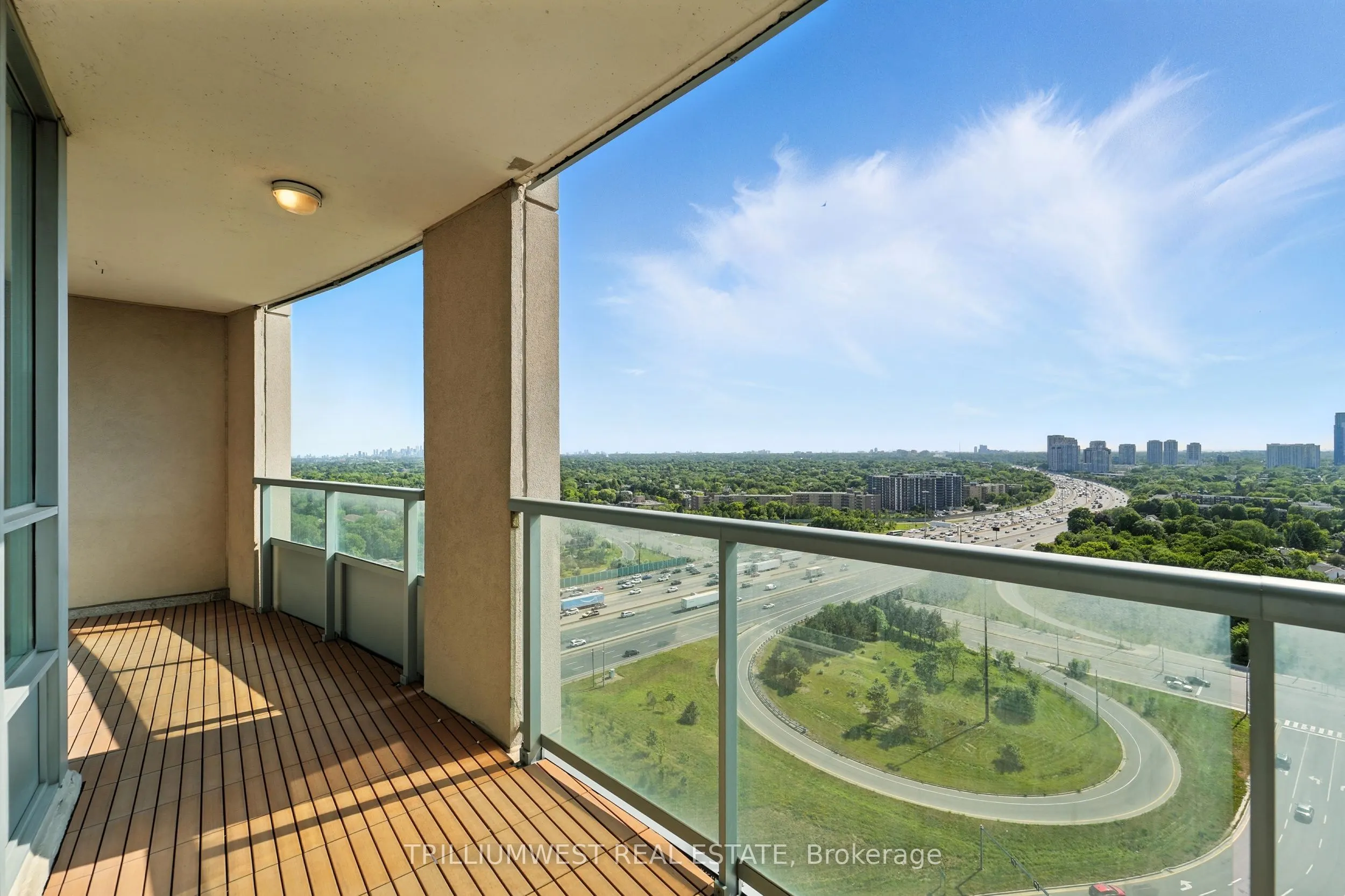 17 Barberry Place, #2111
