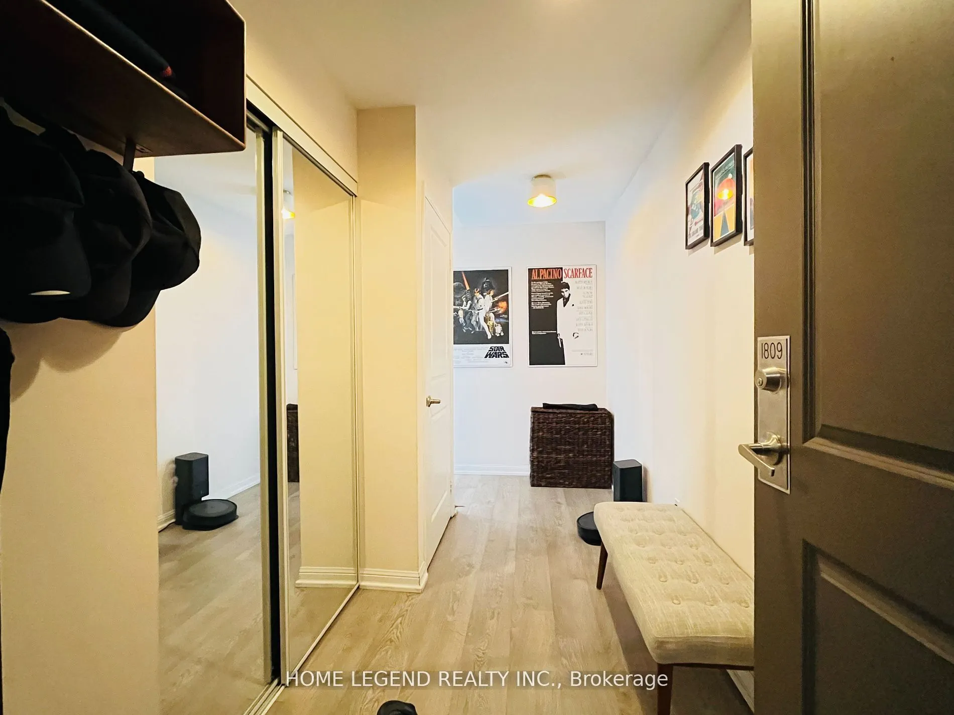 21 Grand Magazine Street, #1809