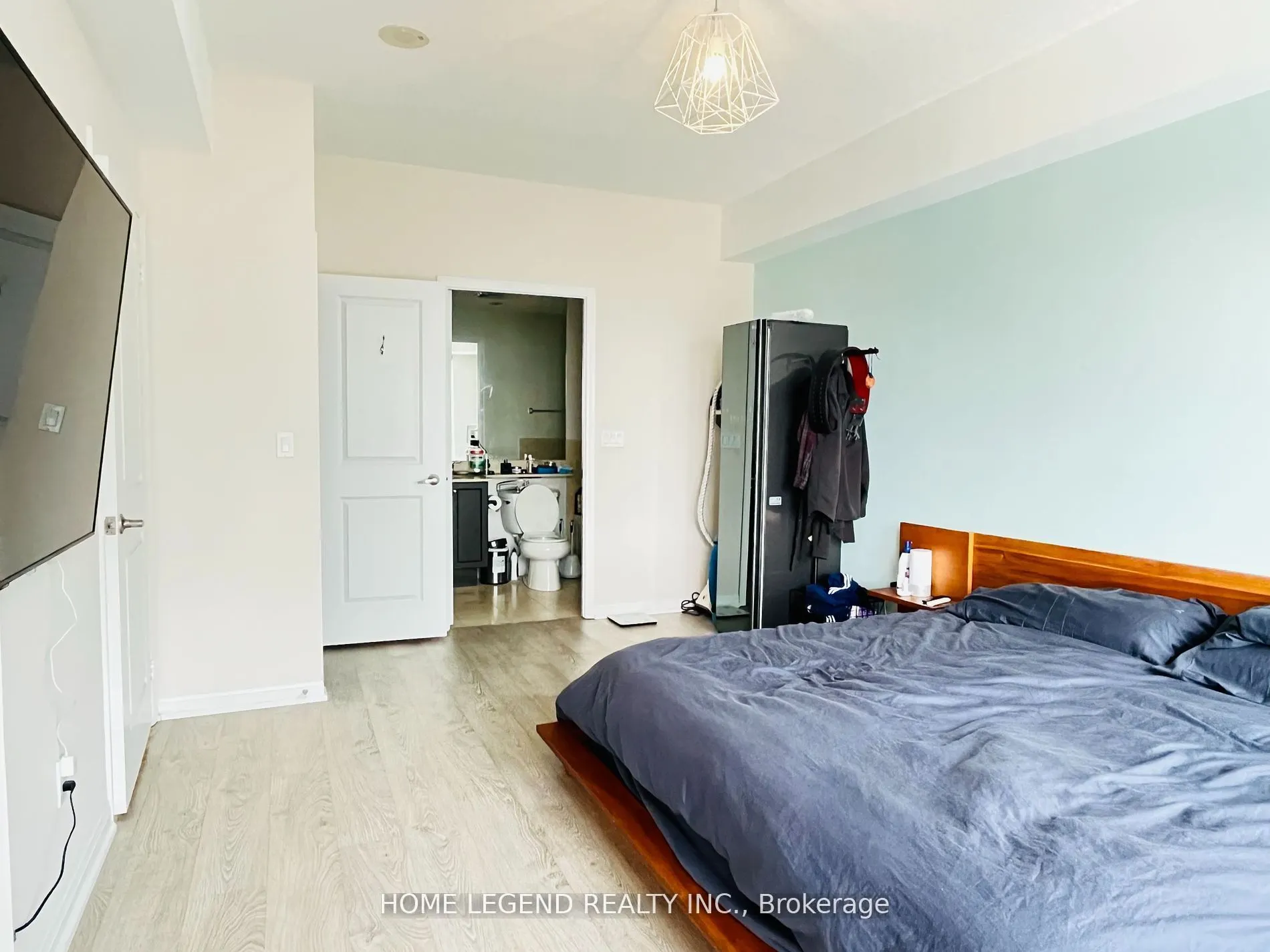 21 Grand Magazine Street, #1809
