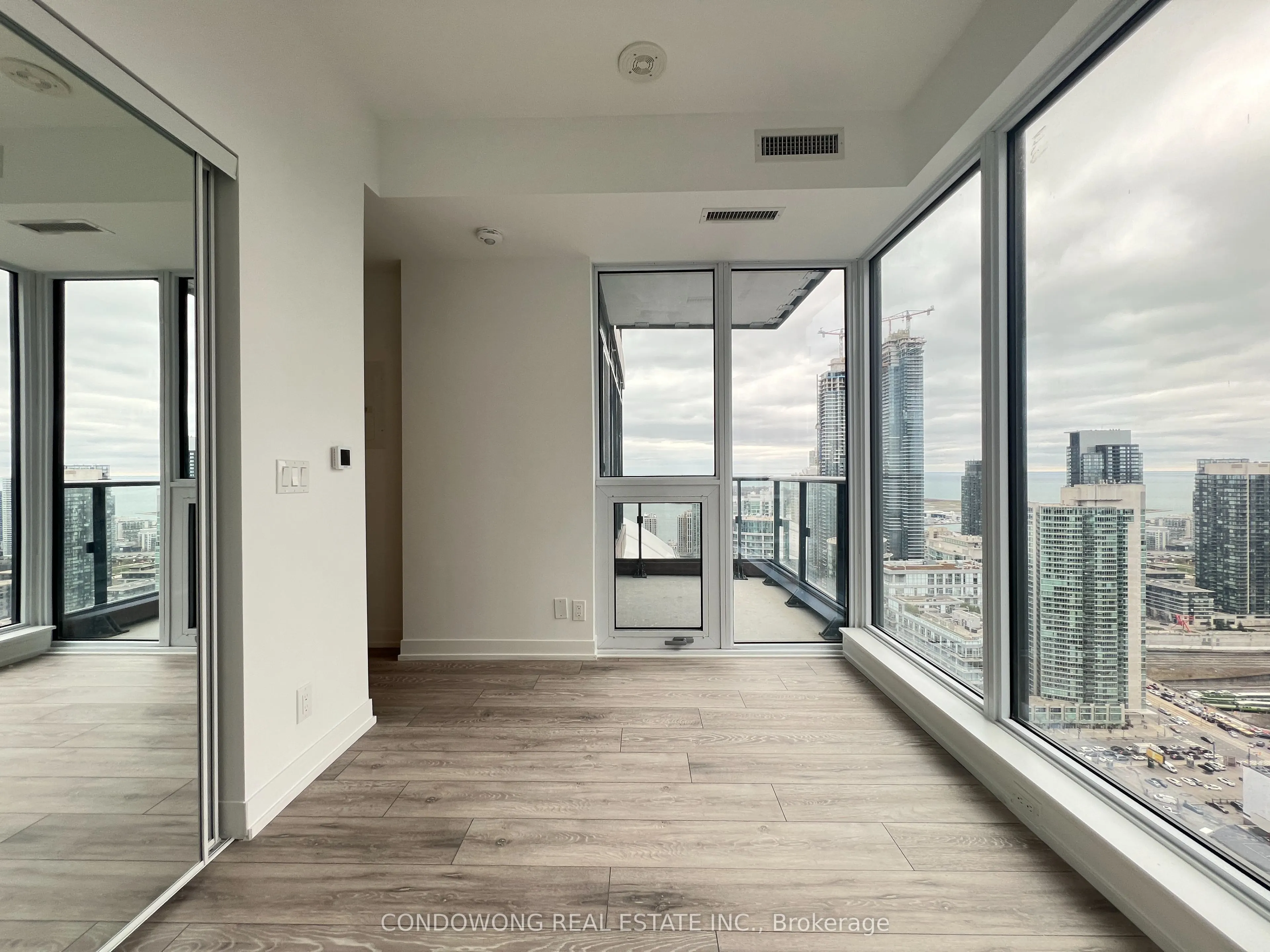 55 Mercer Street, #4202