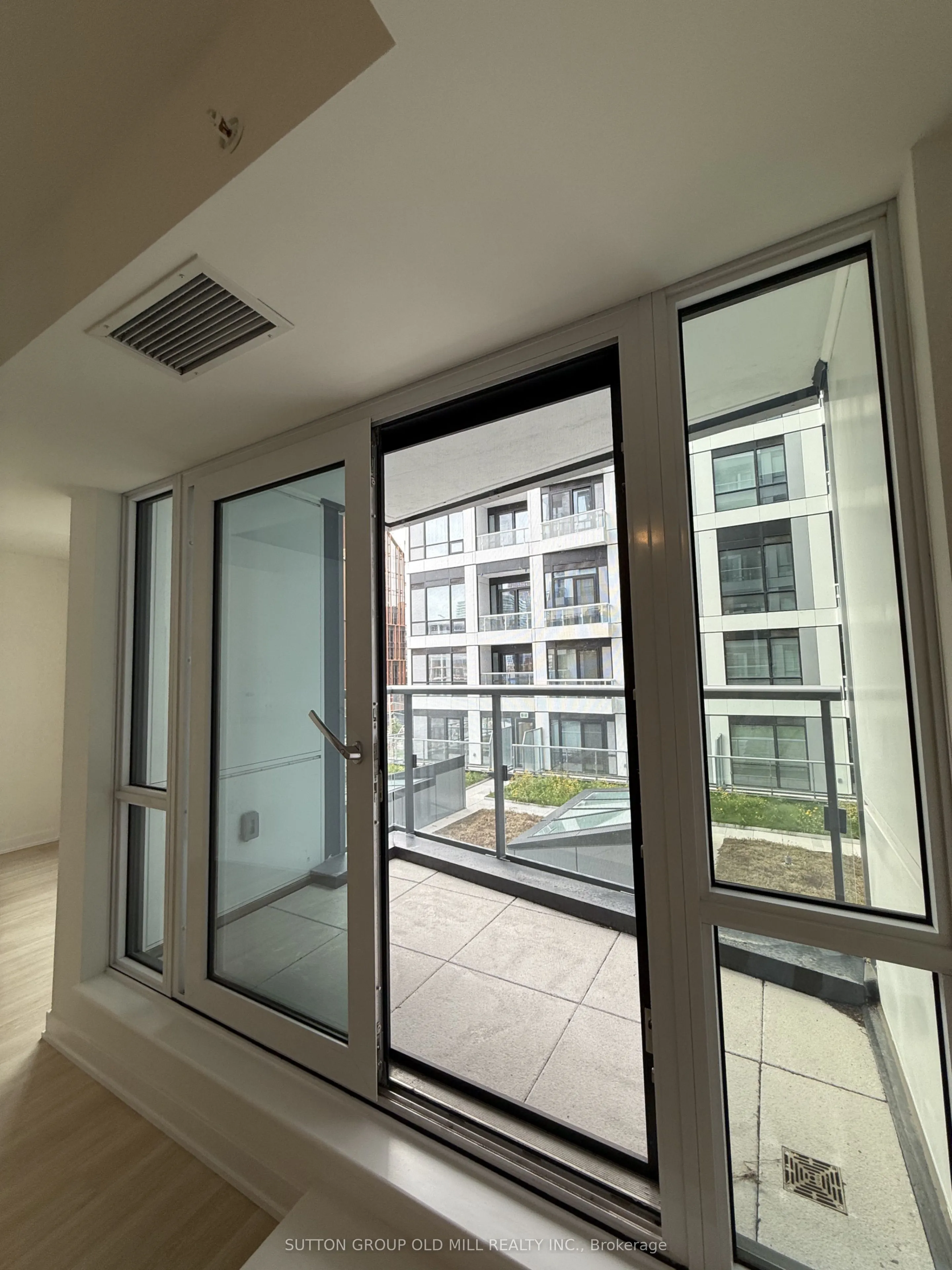 15 Richardson Street, #408