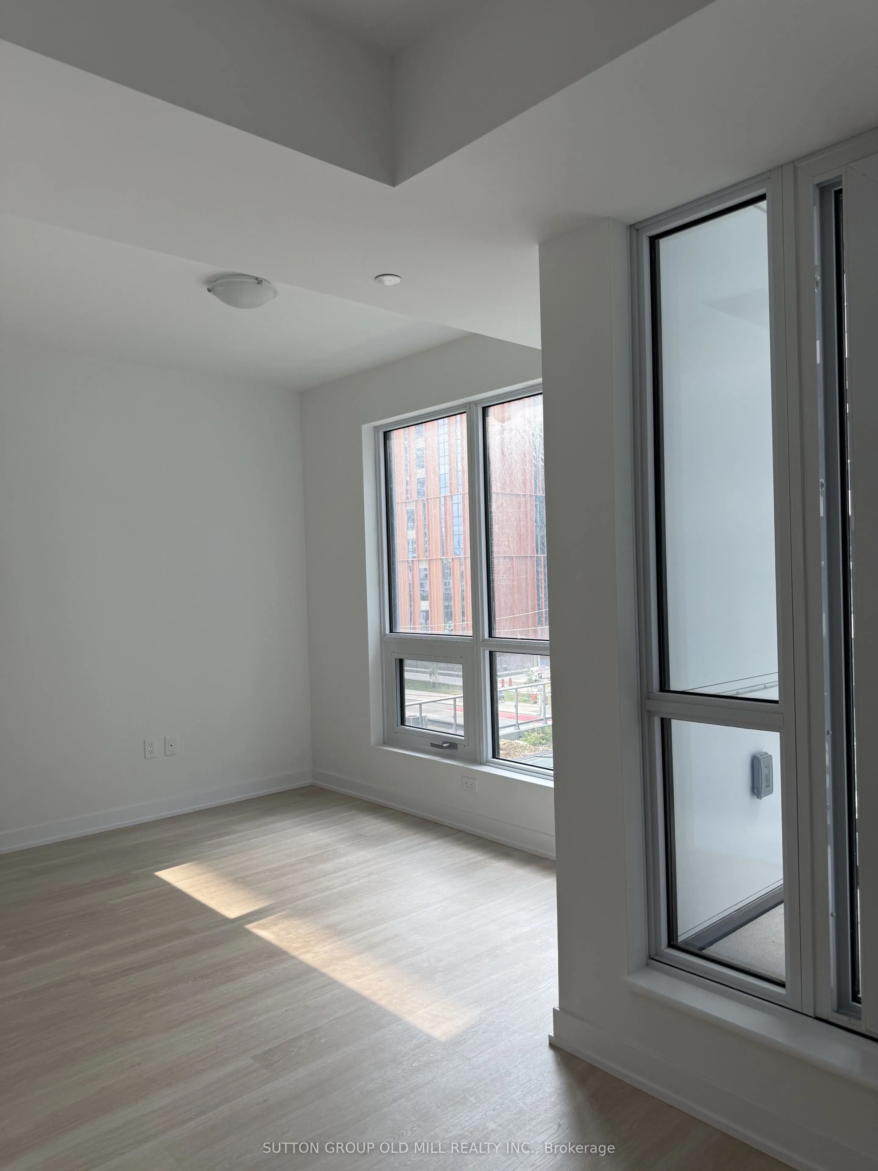 15 Richardson Street, #408