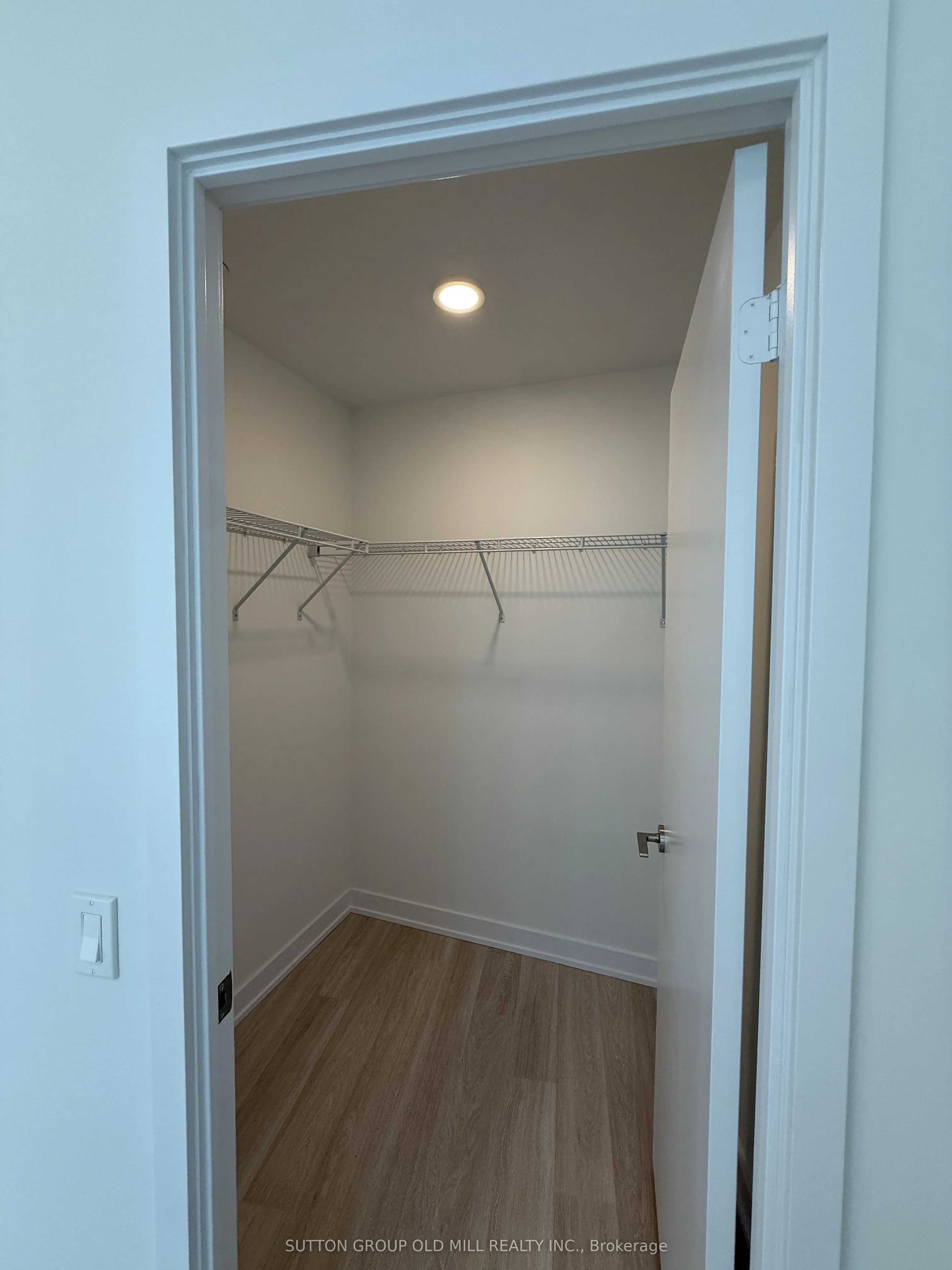 15 Richardson Street, #408