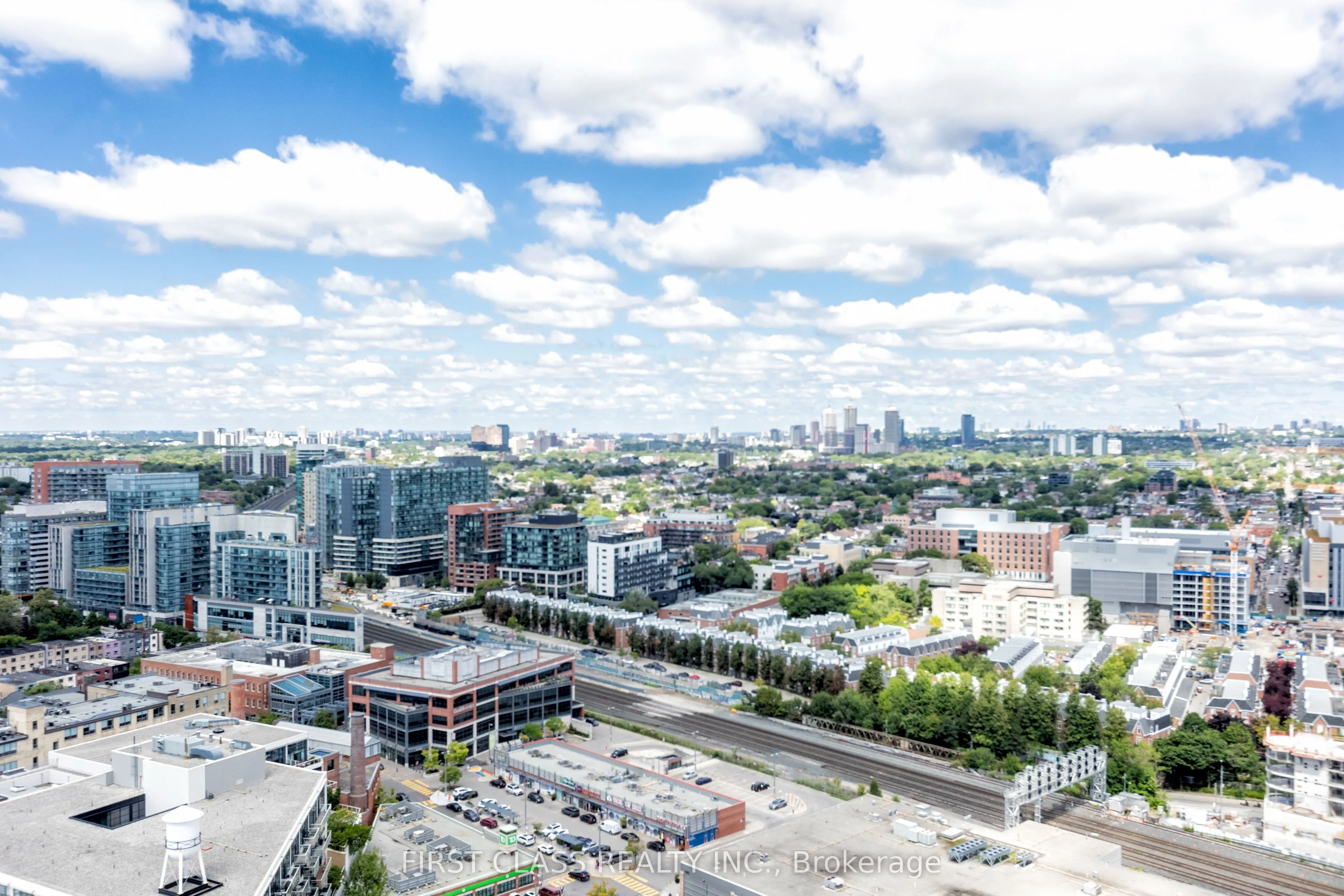 135 East Liberty Street, #2606