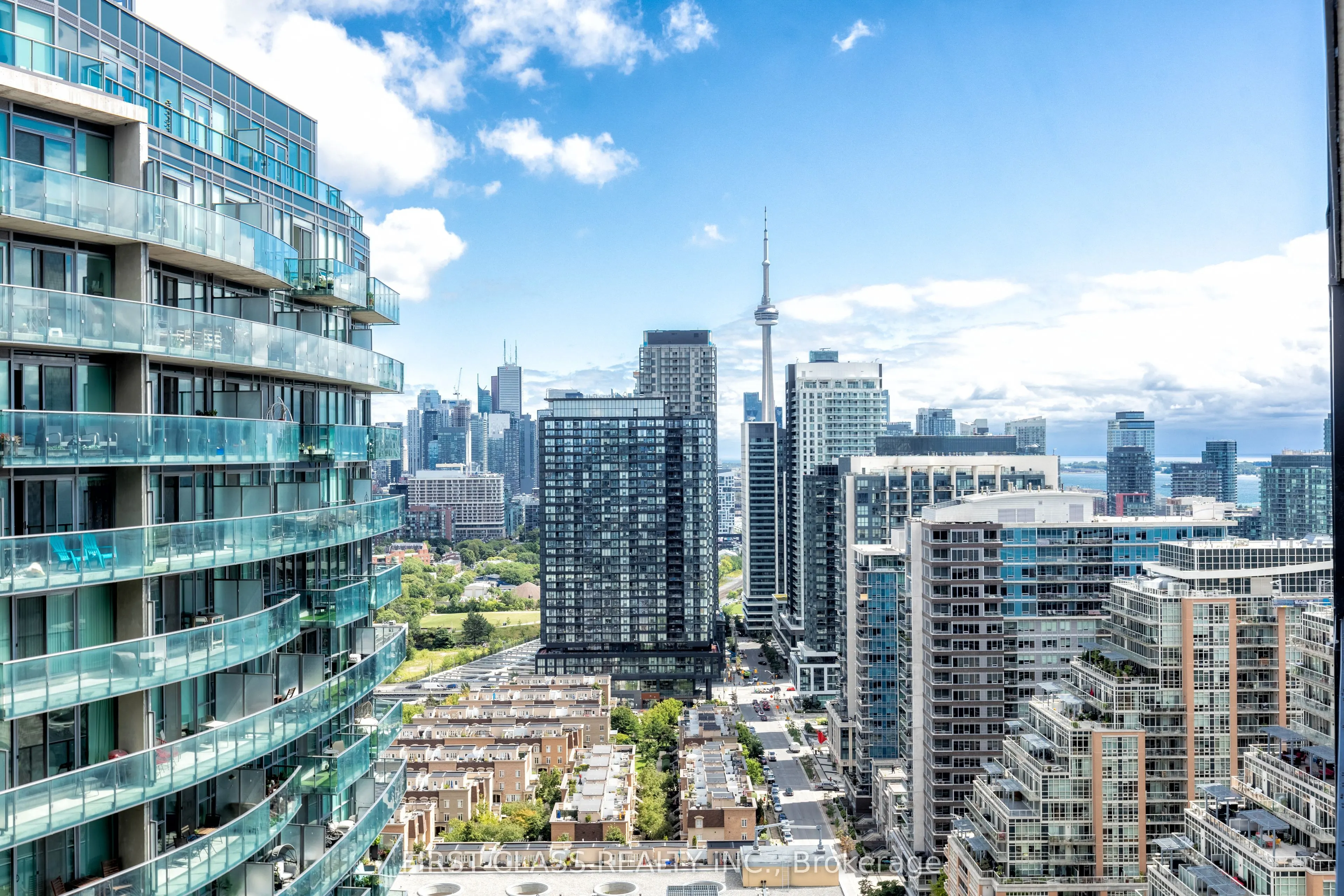 135 East Liberty Street, #2606