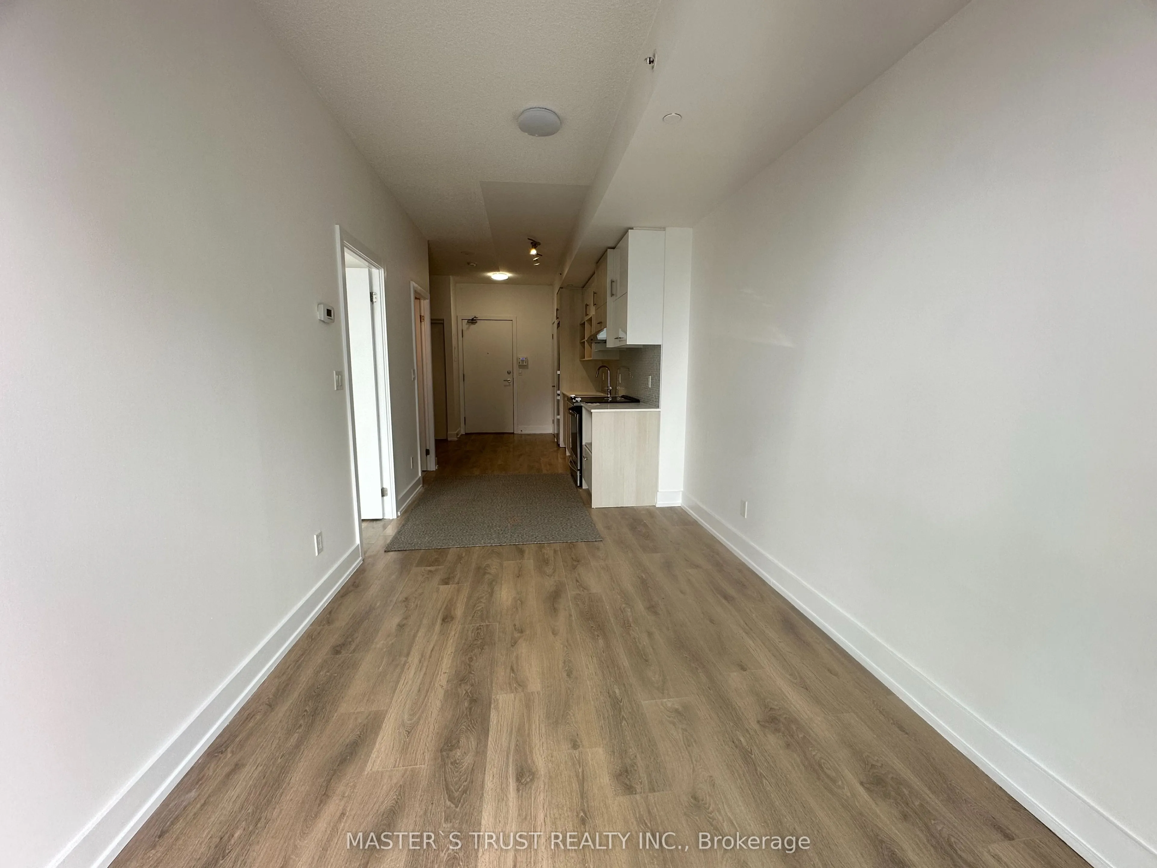 150 Fairview Mall Drive, #1504
