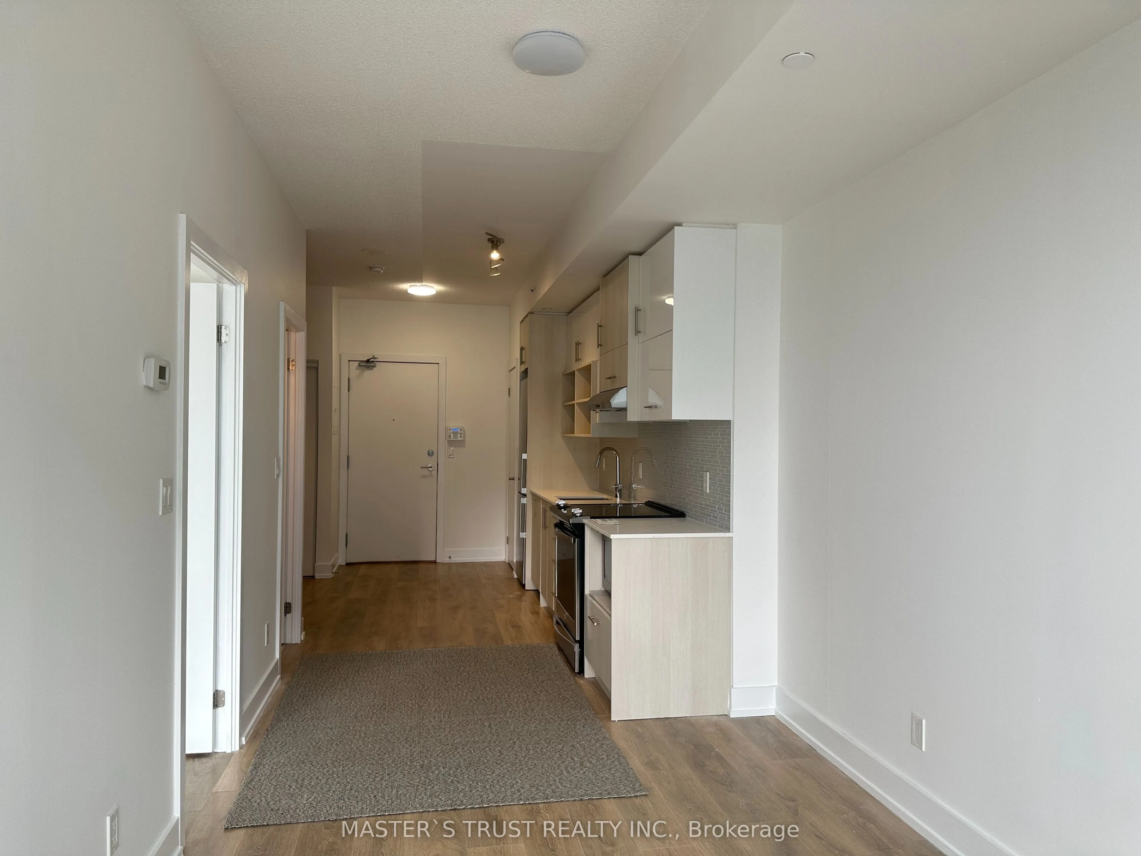 150 Fairview Mall Drive, #1504
