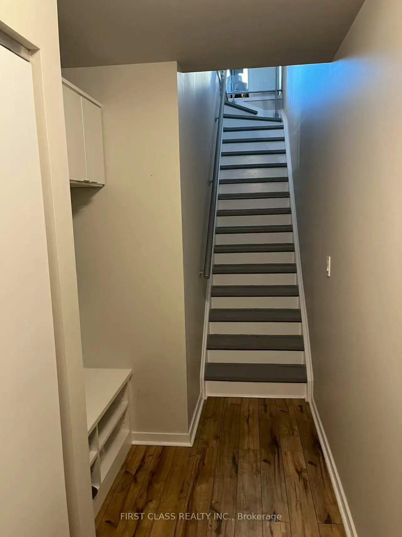 388 Richmond Street W, #533