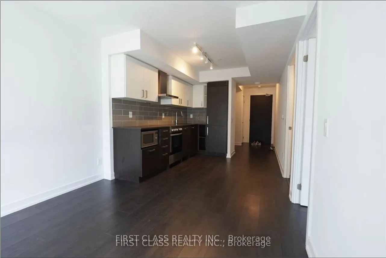 125 Redpath Avenue, #712