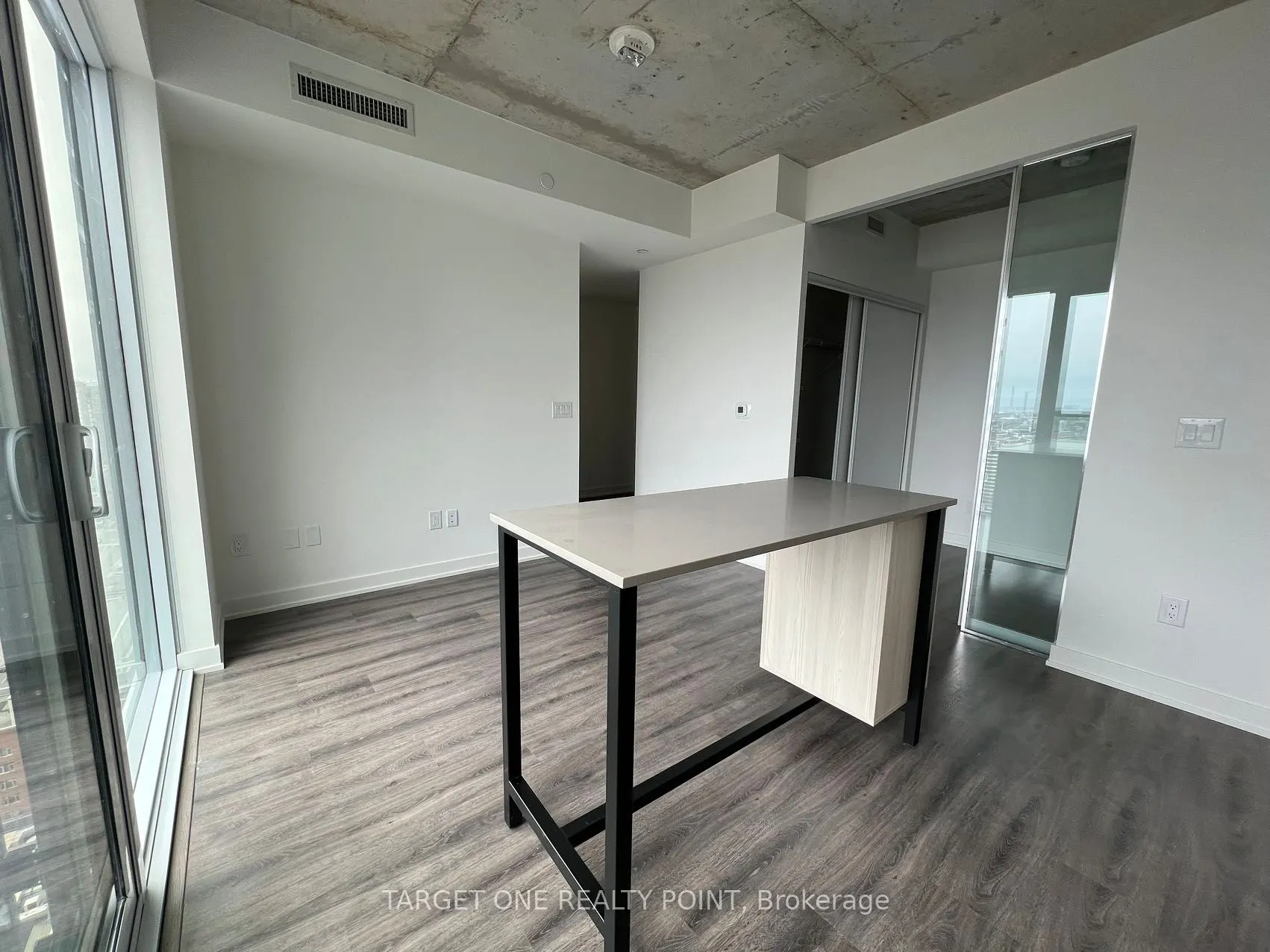 65 Mutual St, #2601