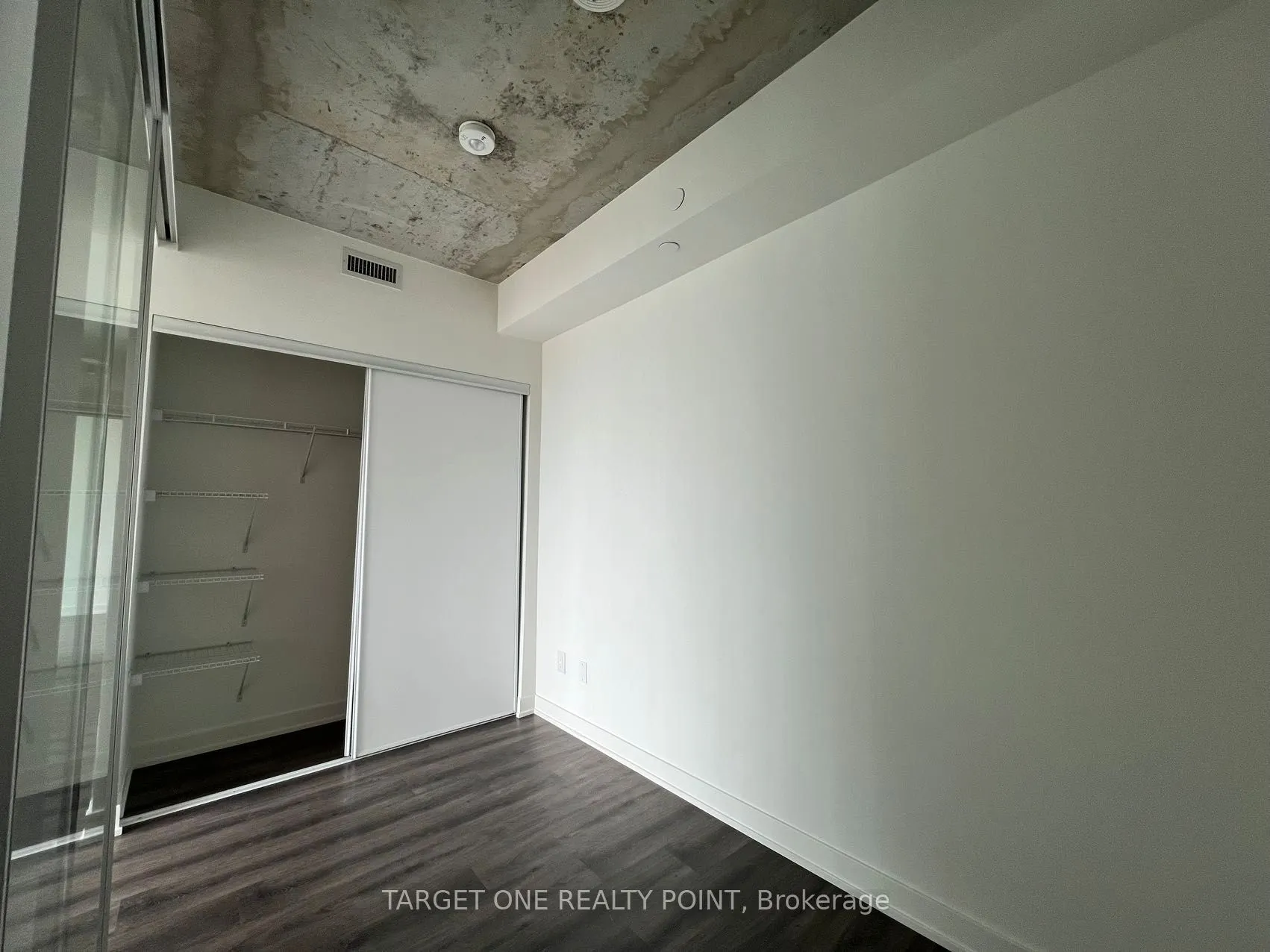 65 Mutual St, #2601
