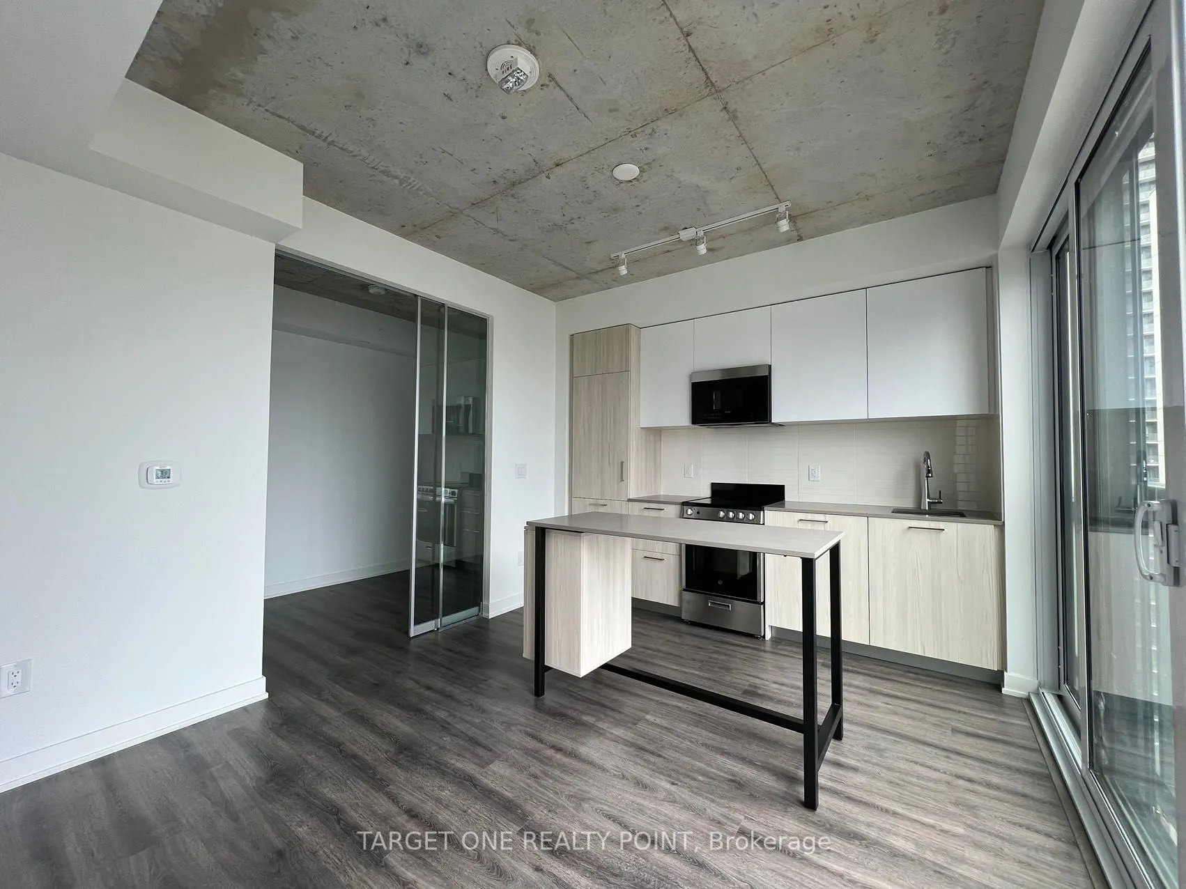 65 Mutual St, #2601