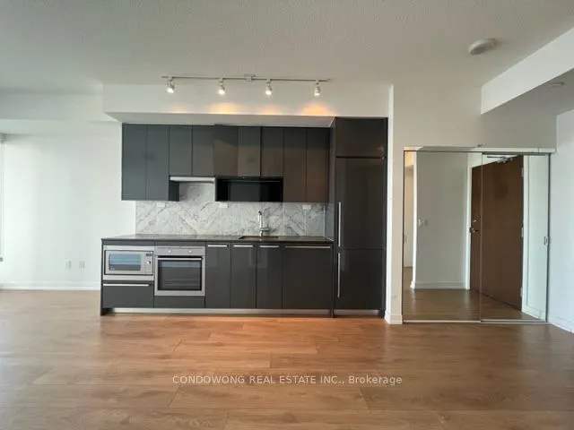 115 Mcmahon Drive, #709