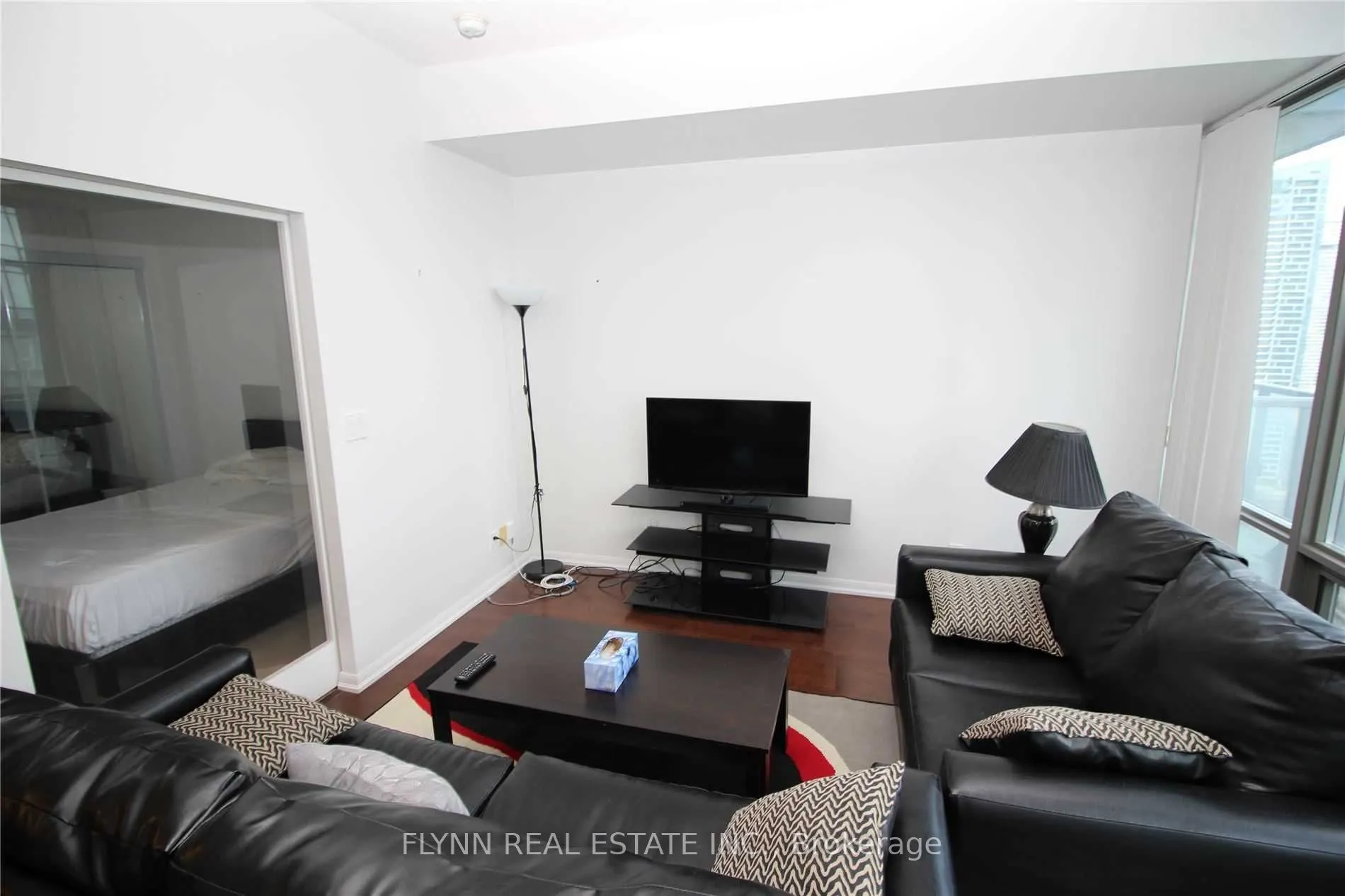 832 Bay Street, #3207