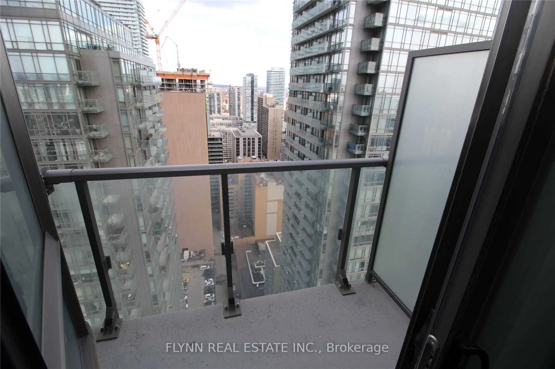 832 Bay Street, #3207