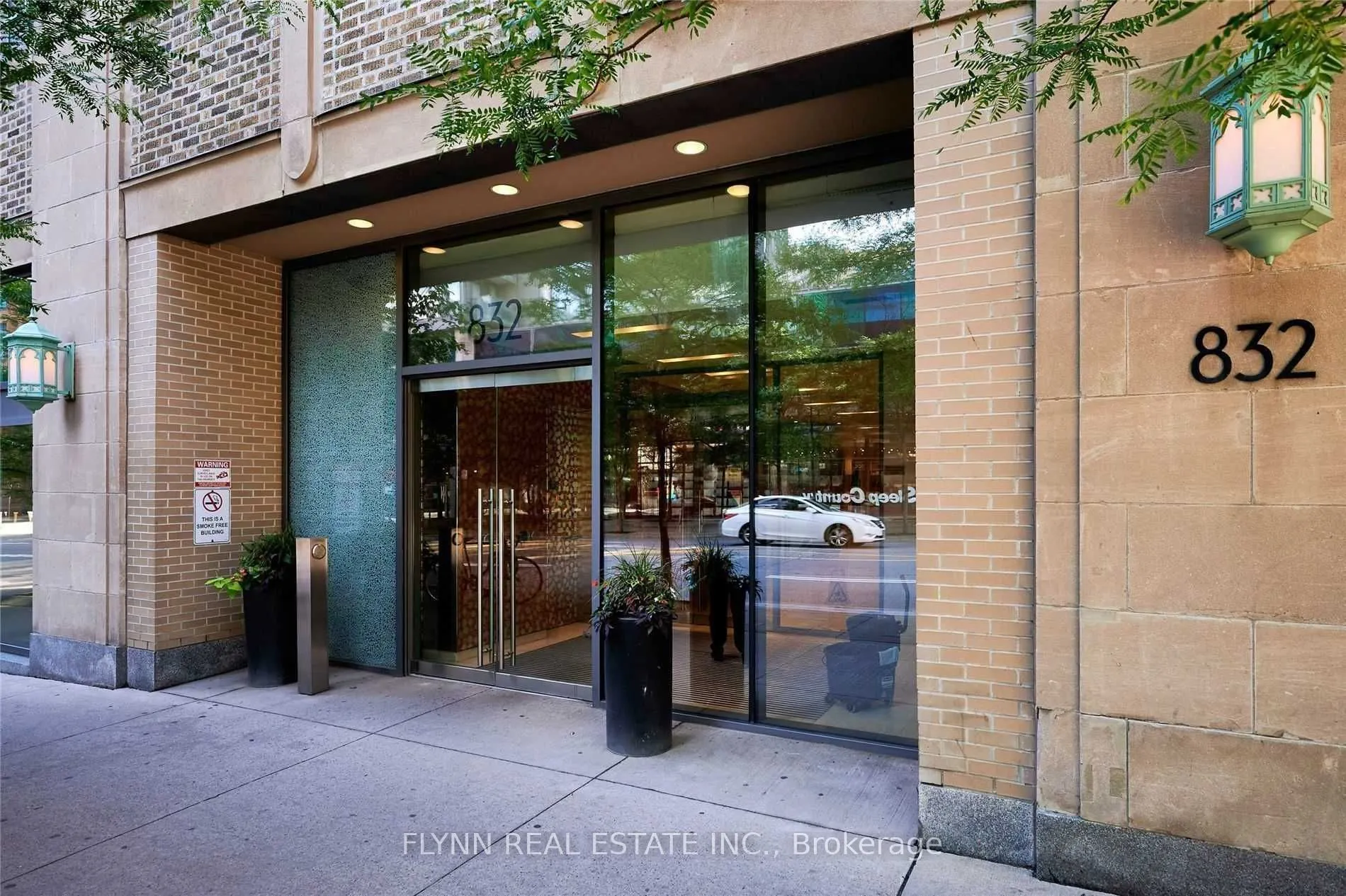 832 Bay Street, #3207