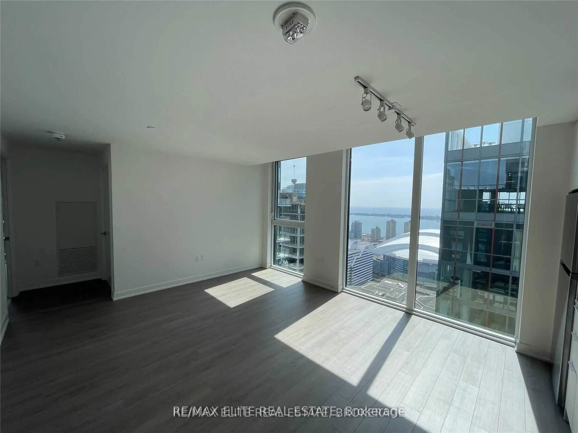357 King Street W, #4108