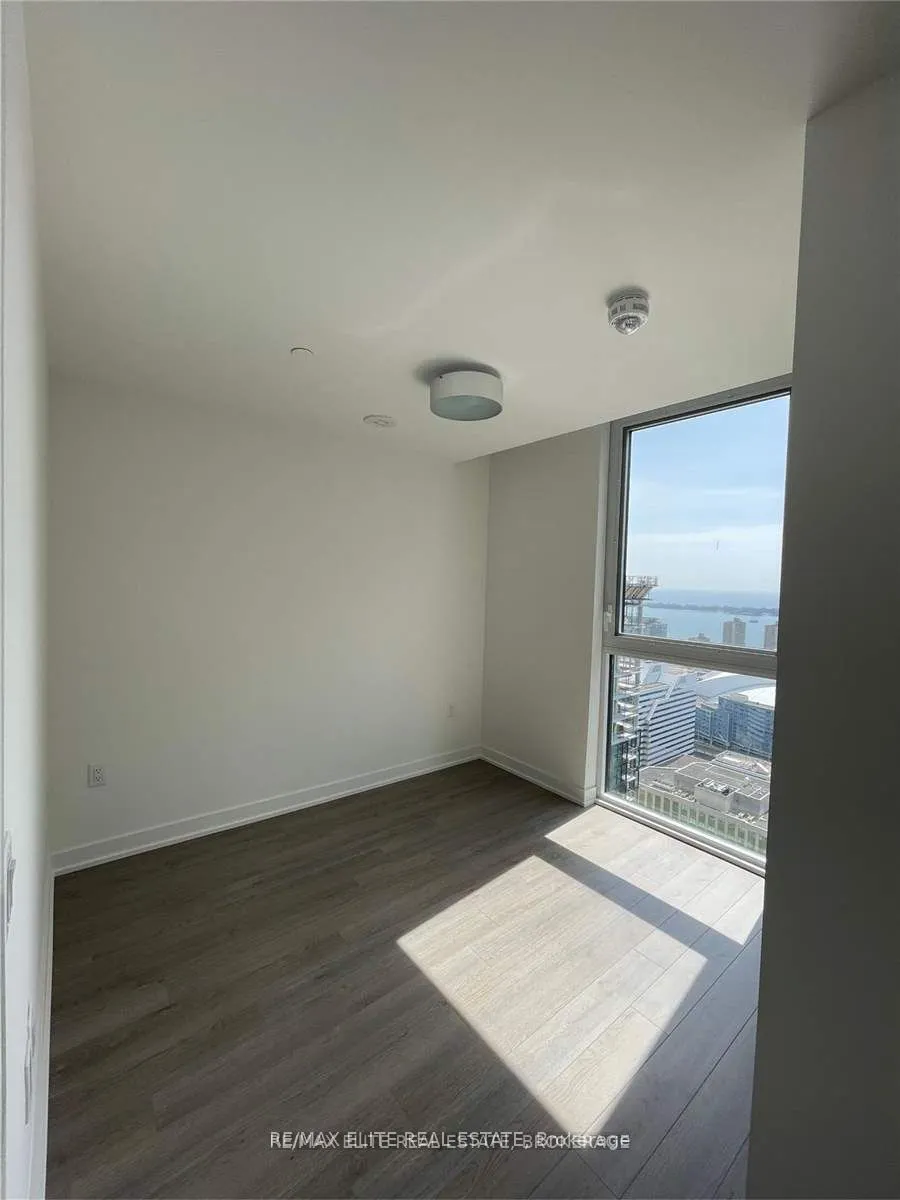 357 King Street W, #4108