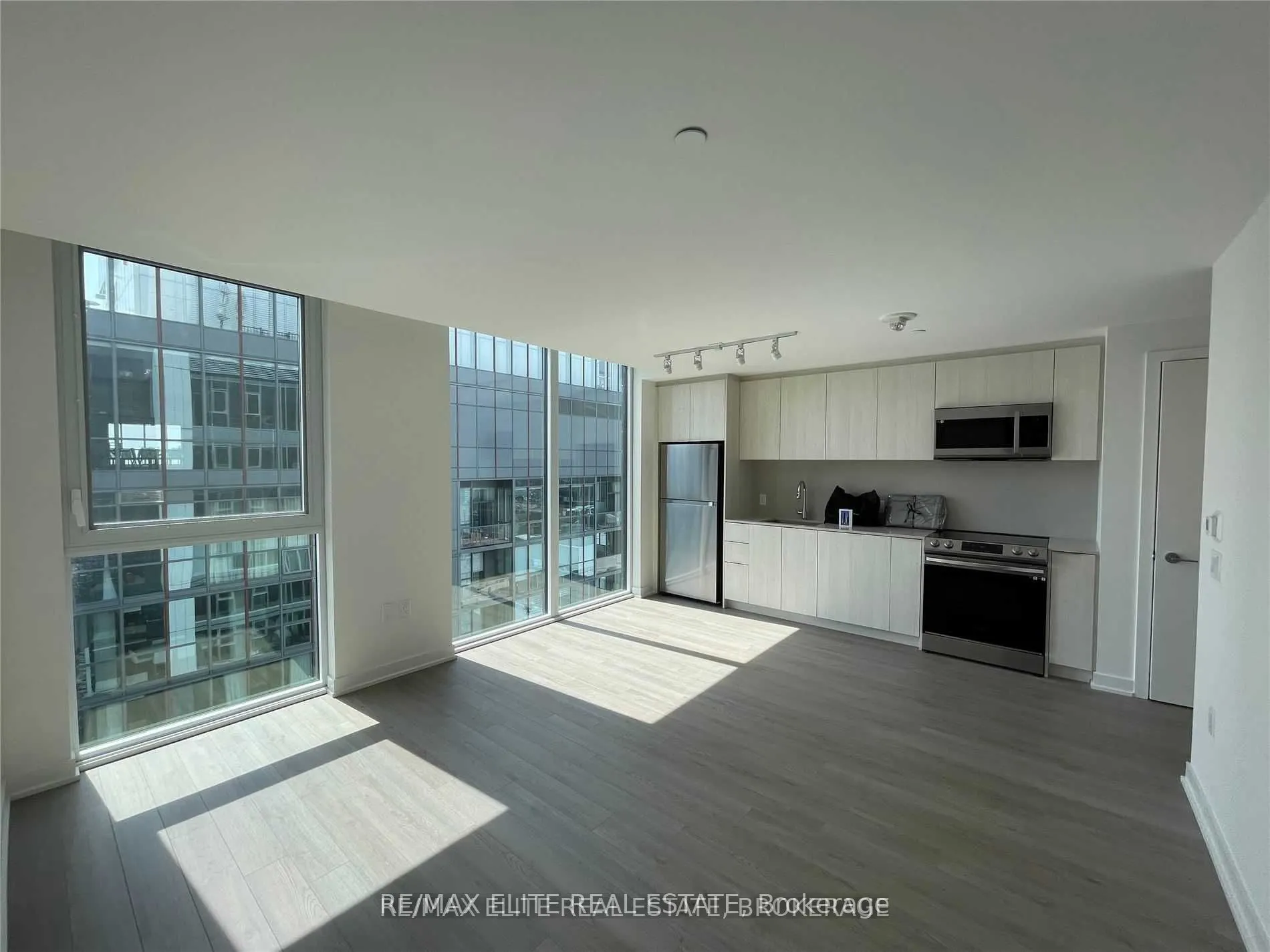 357 King Street W, #4108