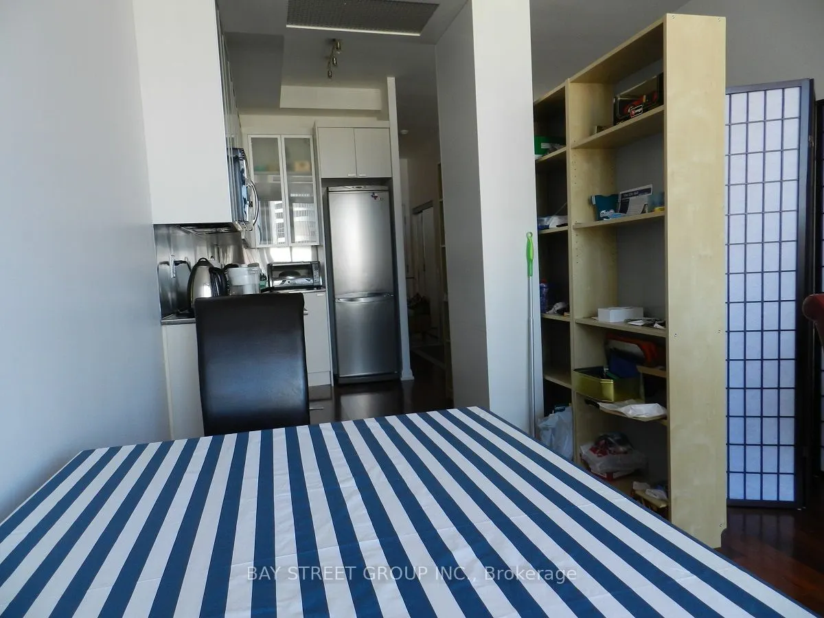 111 ELIZABETH Street, #1806