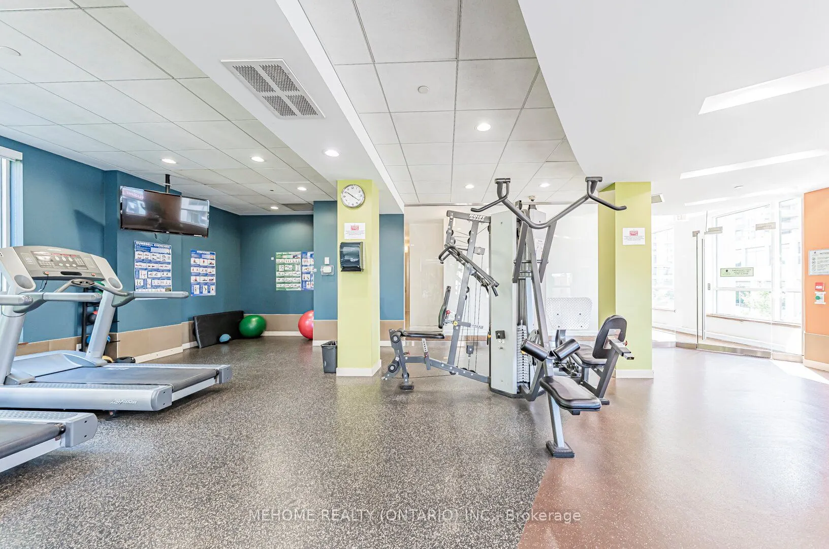 10 Northtown Way, #1304