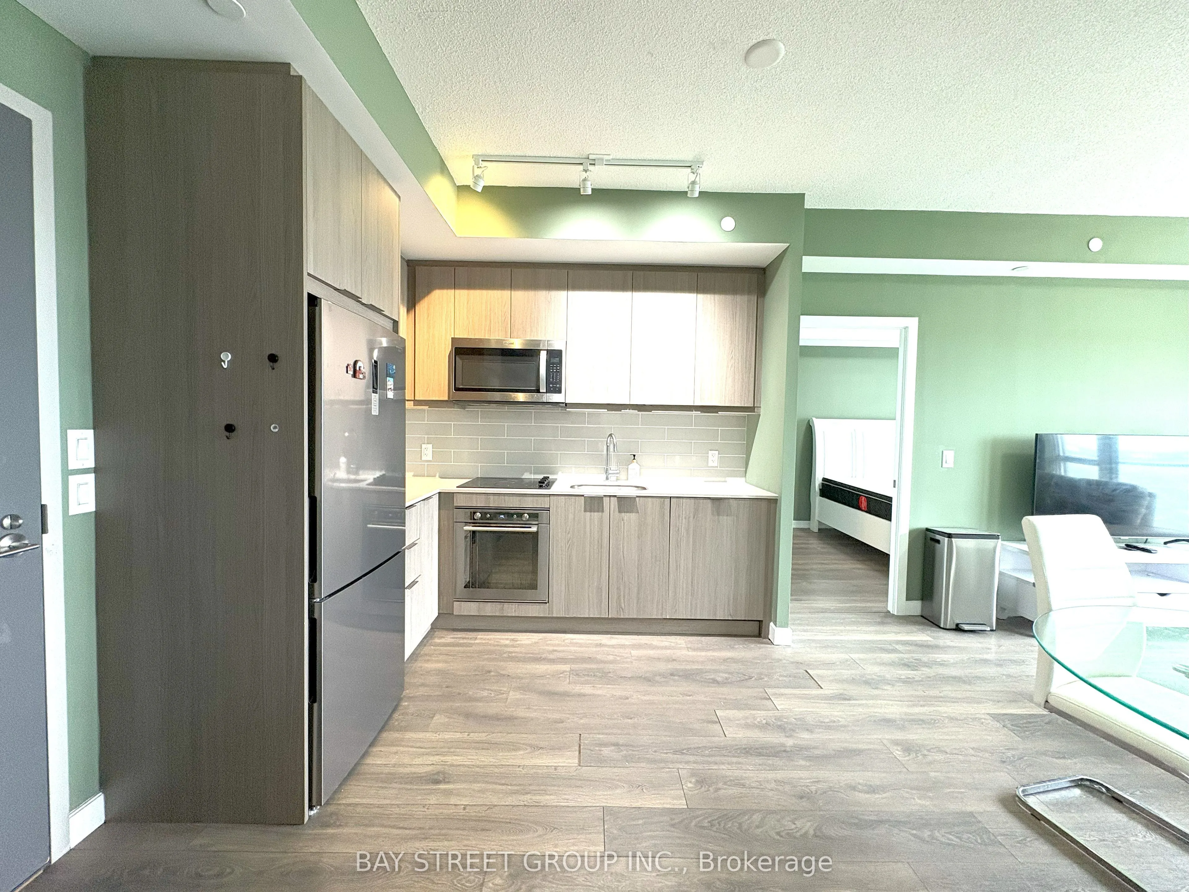 38 Forest Manor Road, #2108