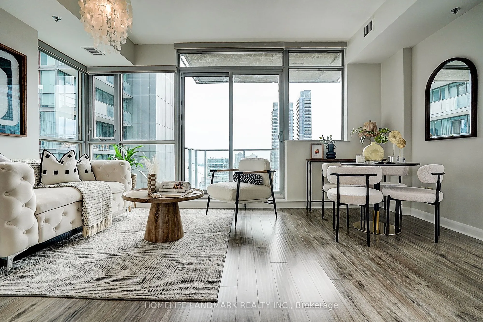 375 King Street W, #3103