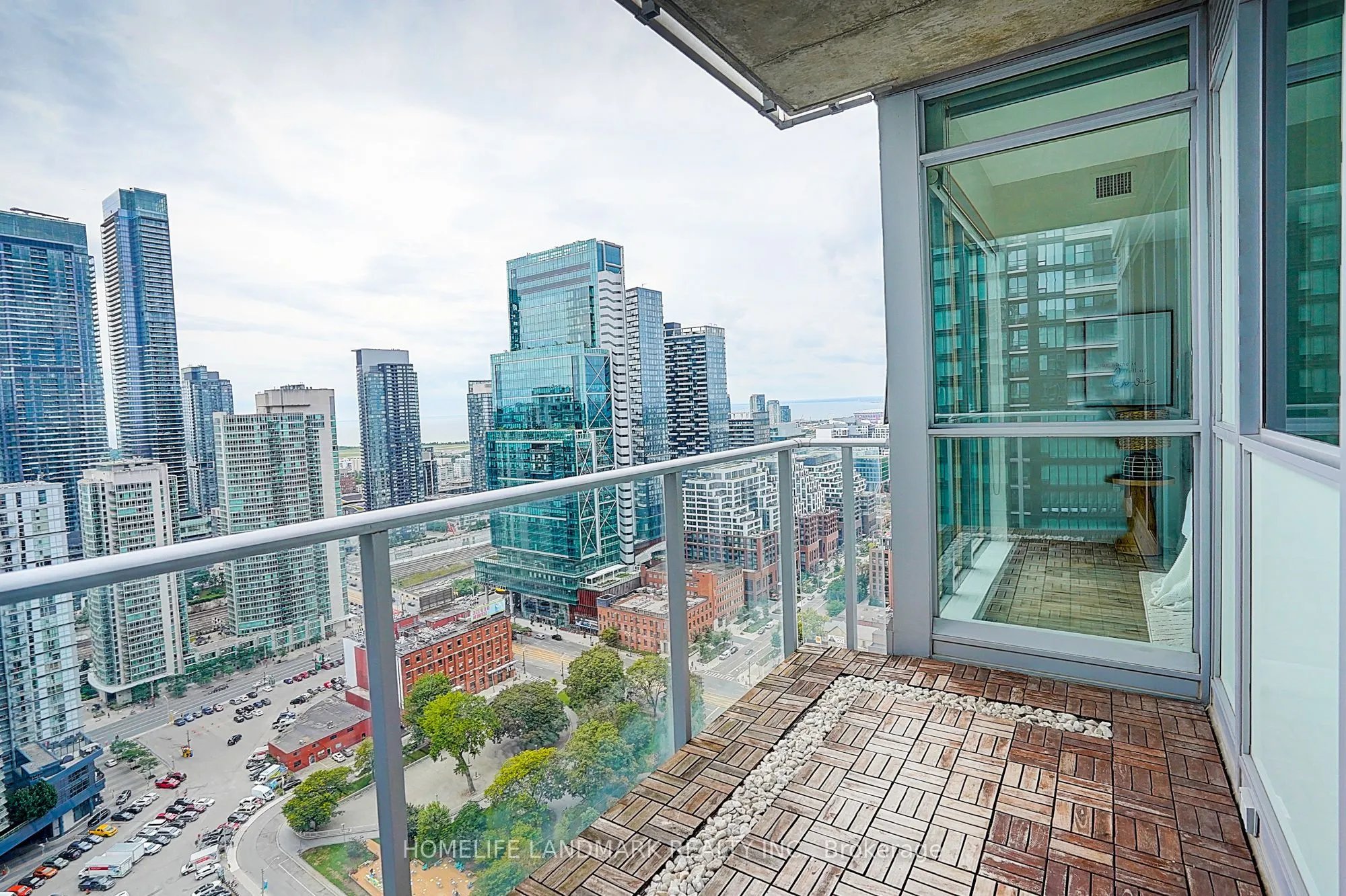 375 King Street W, #3103