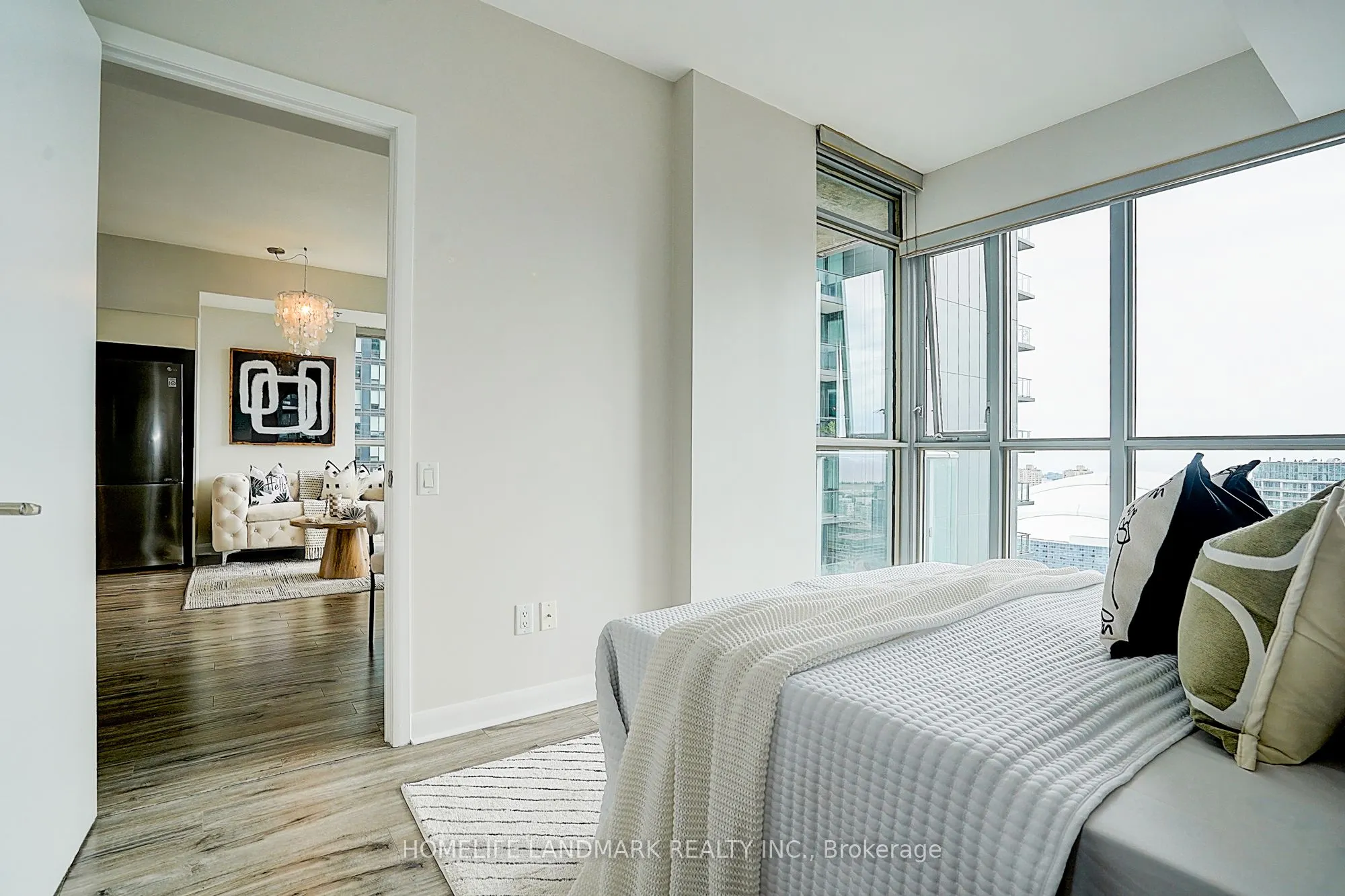 375 King Street W, #3103