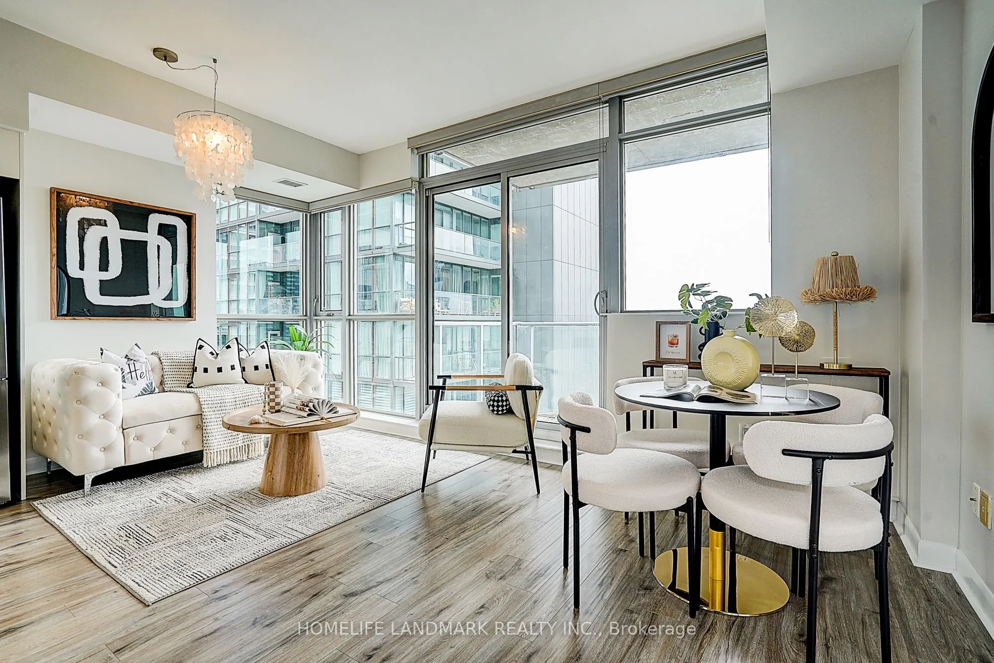375 King Street W, #3103