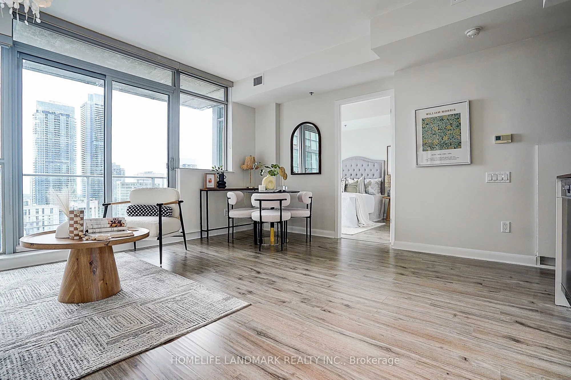 375 King Street W, #3103